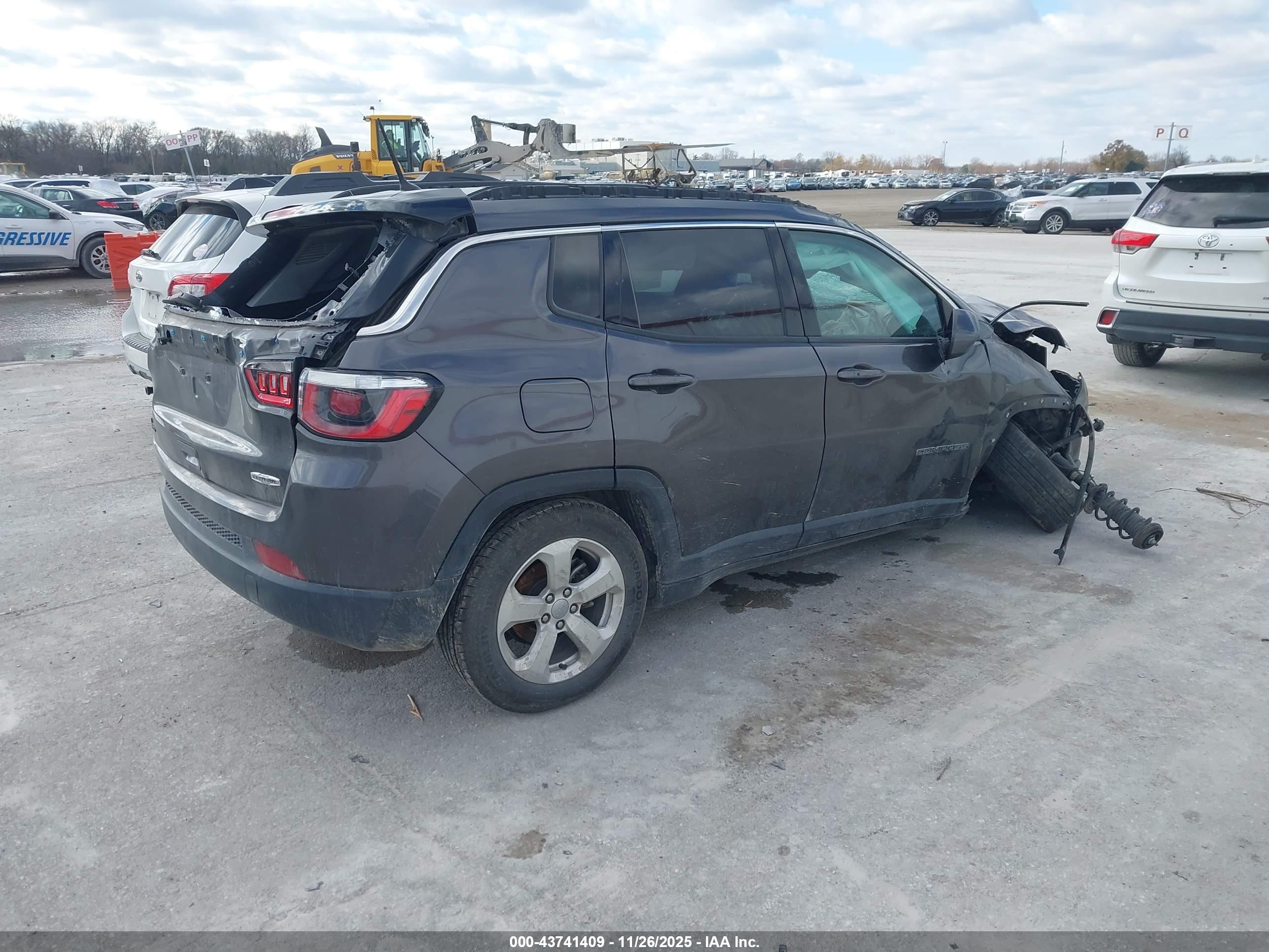 JEEP COMPASS image 4