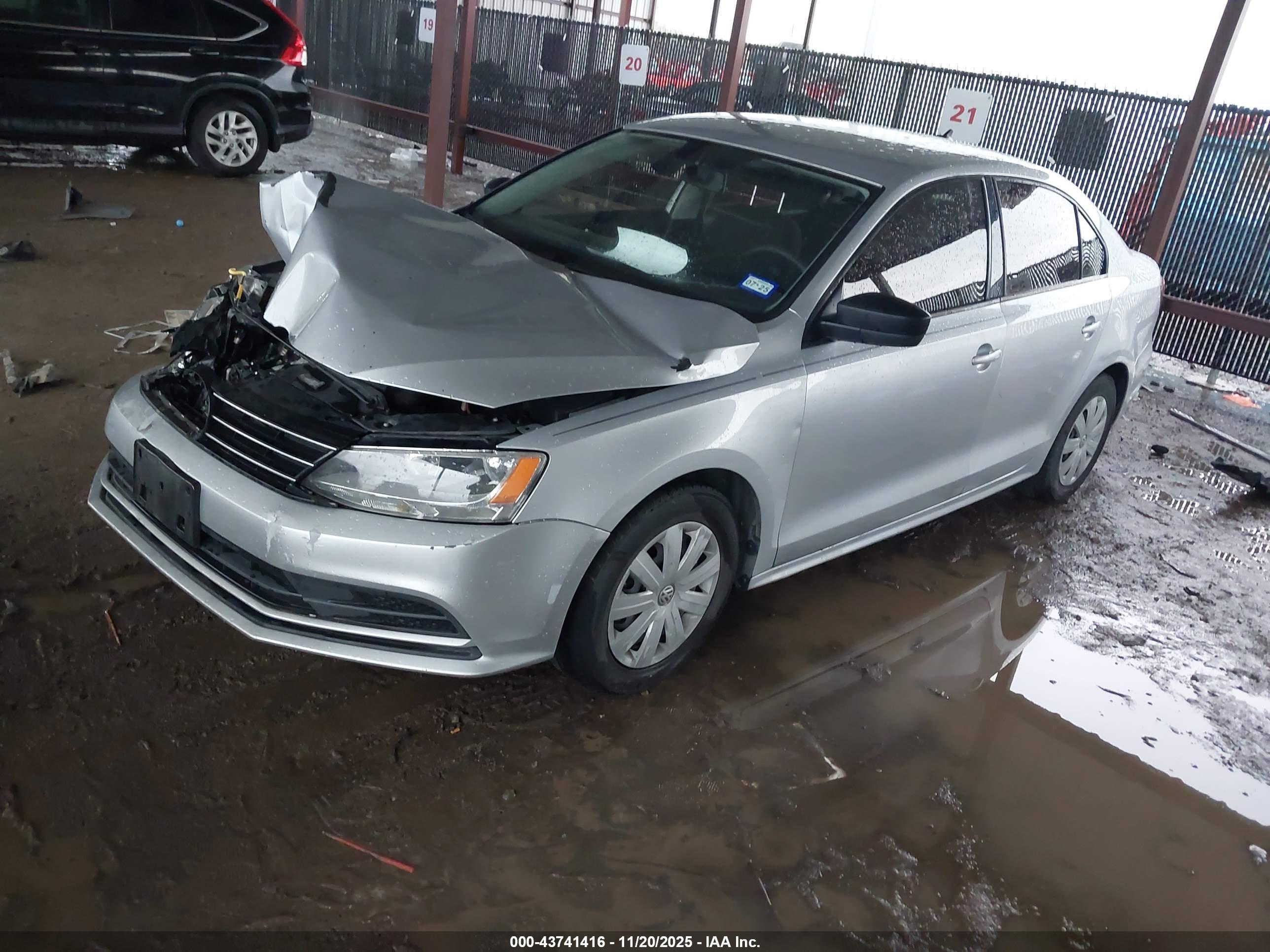VOLKSWAGEN JETTA image 2