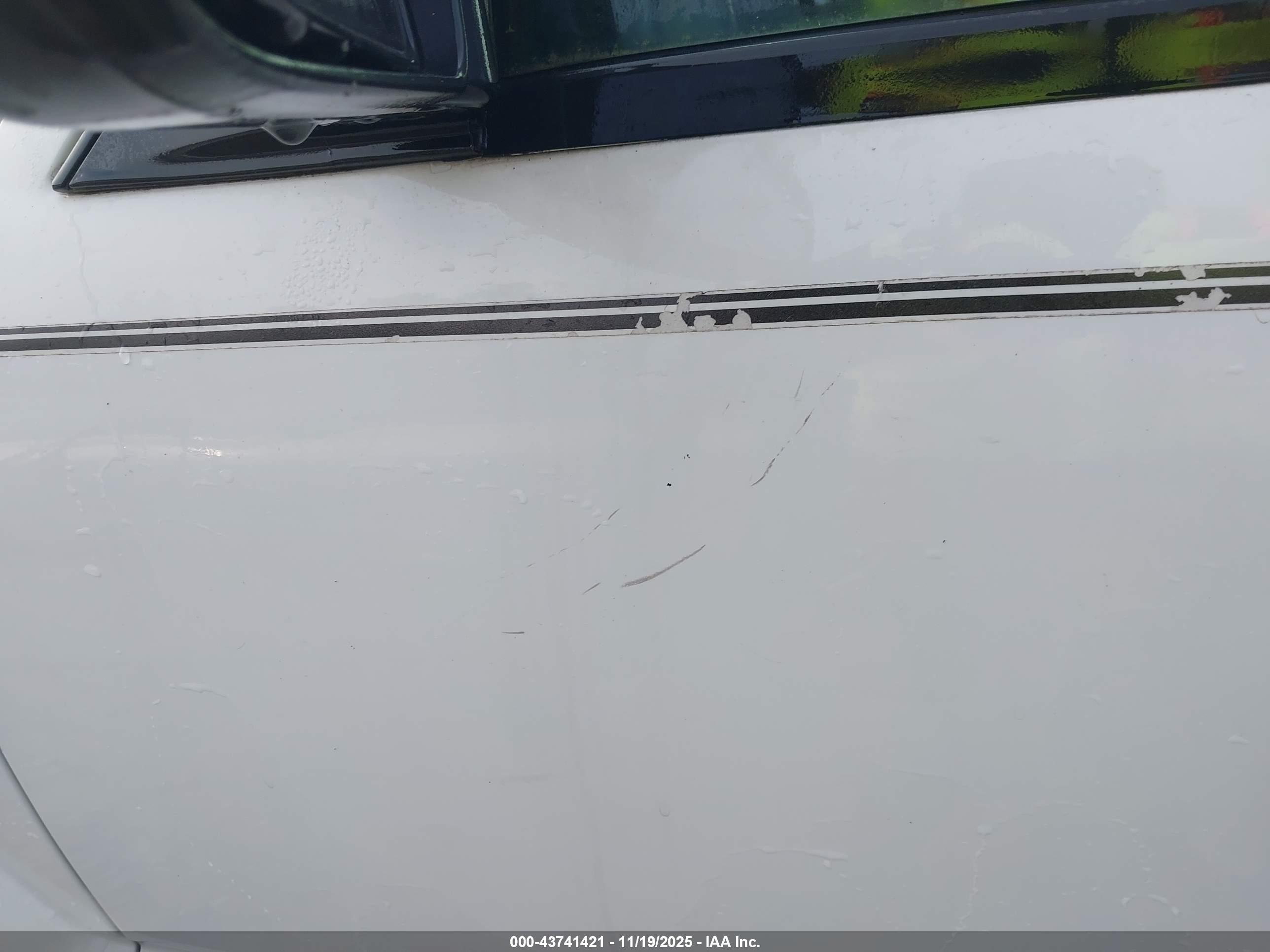 CHEVROLET BLAZER image 6
