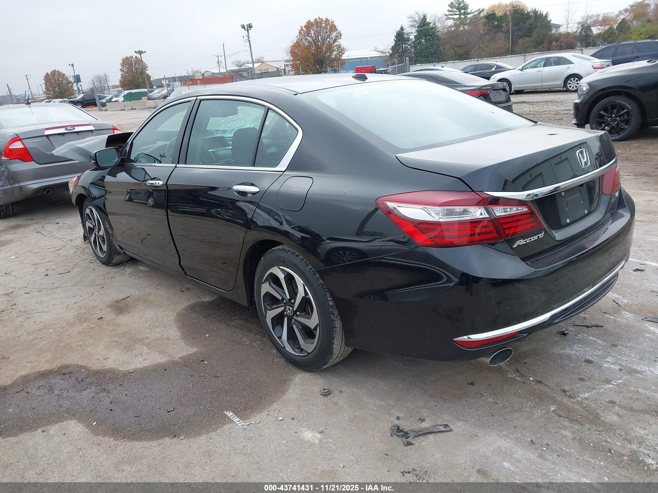 HONDA ACCORD image 3