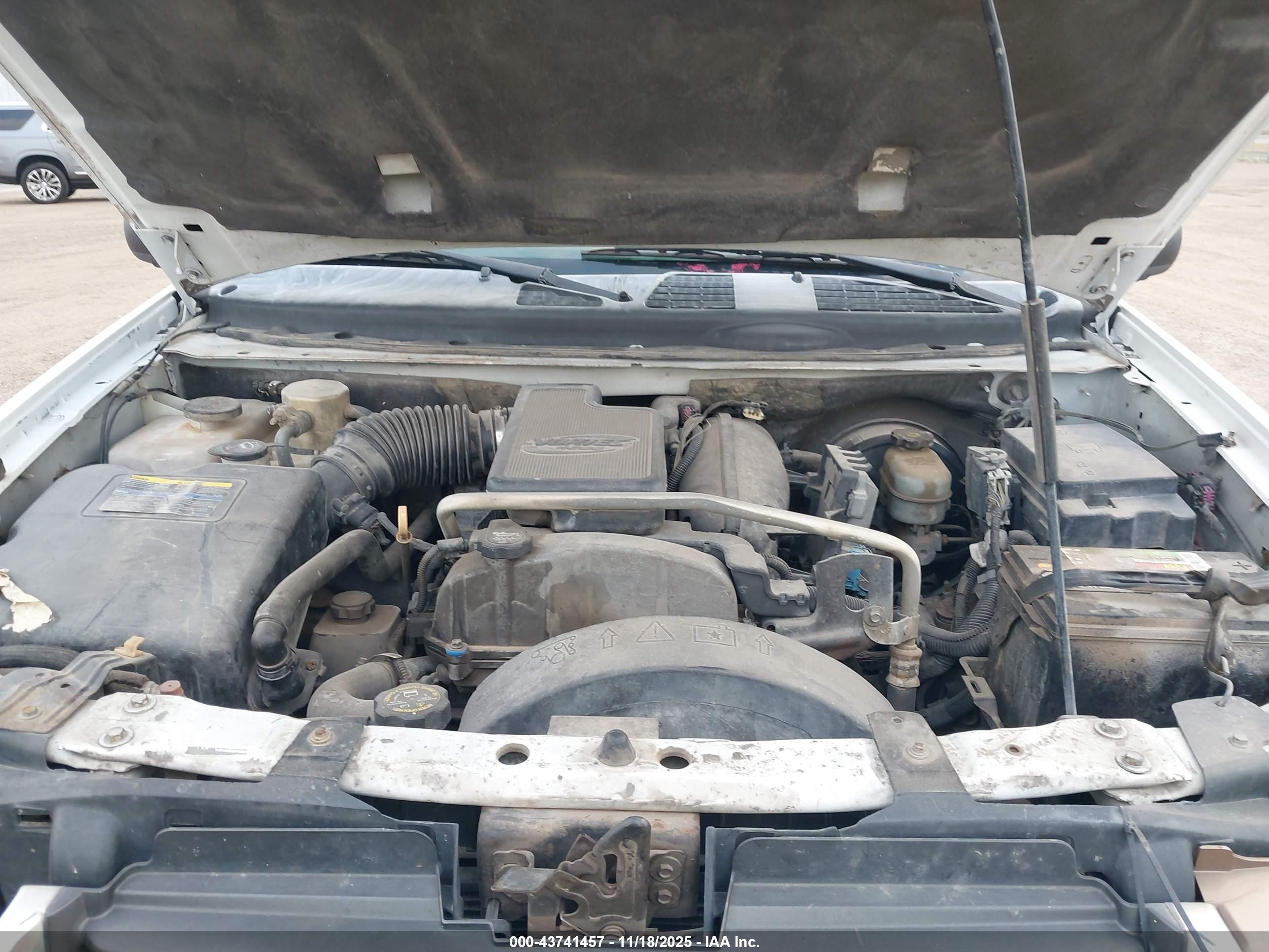 GMC ENVOY image 10