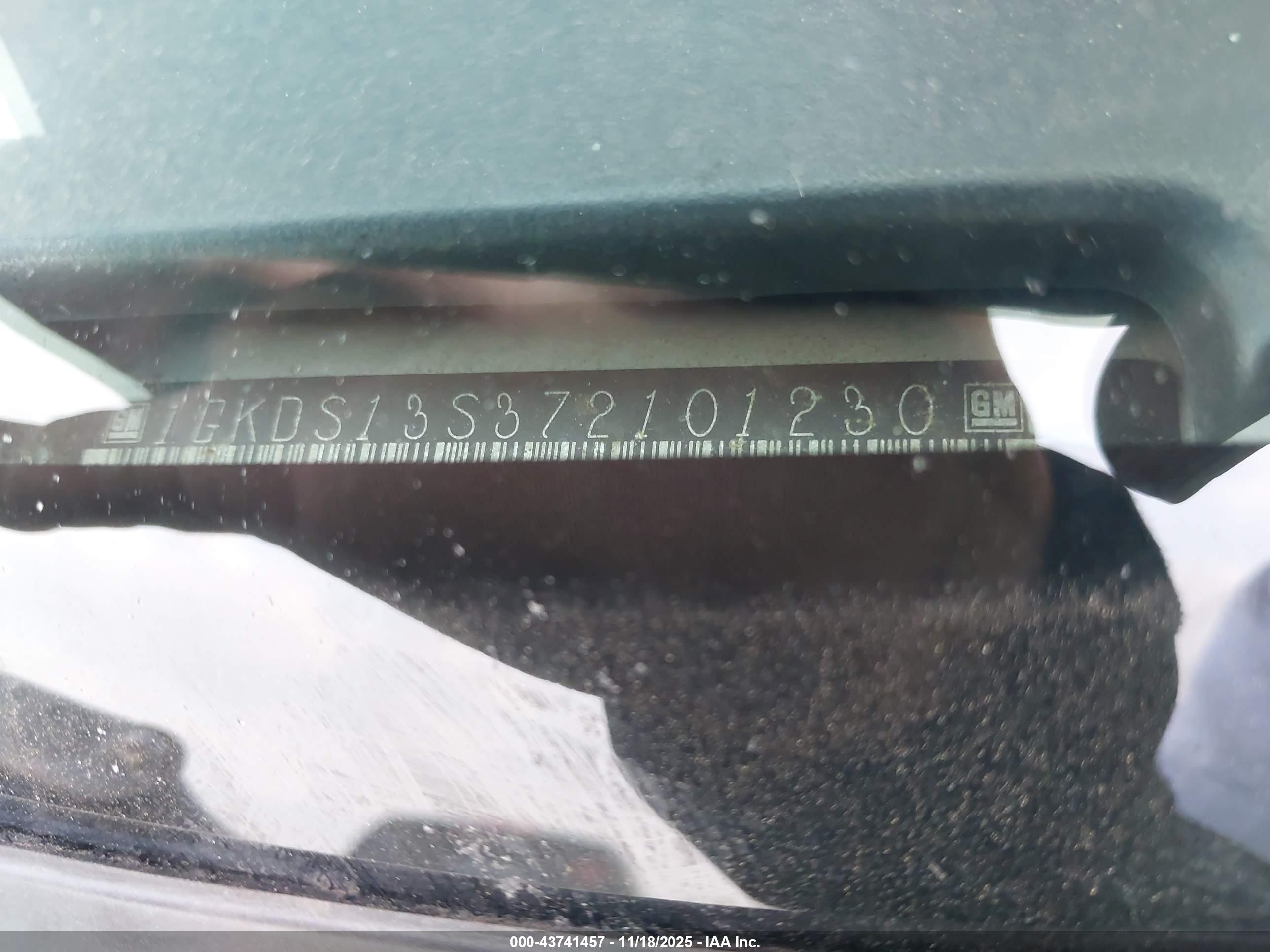 GMC ENVOY image 9