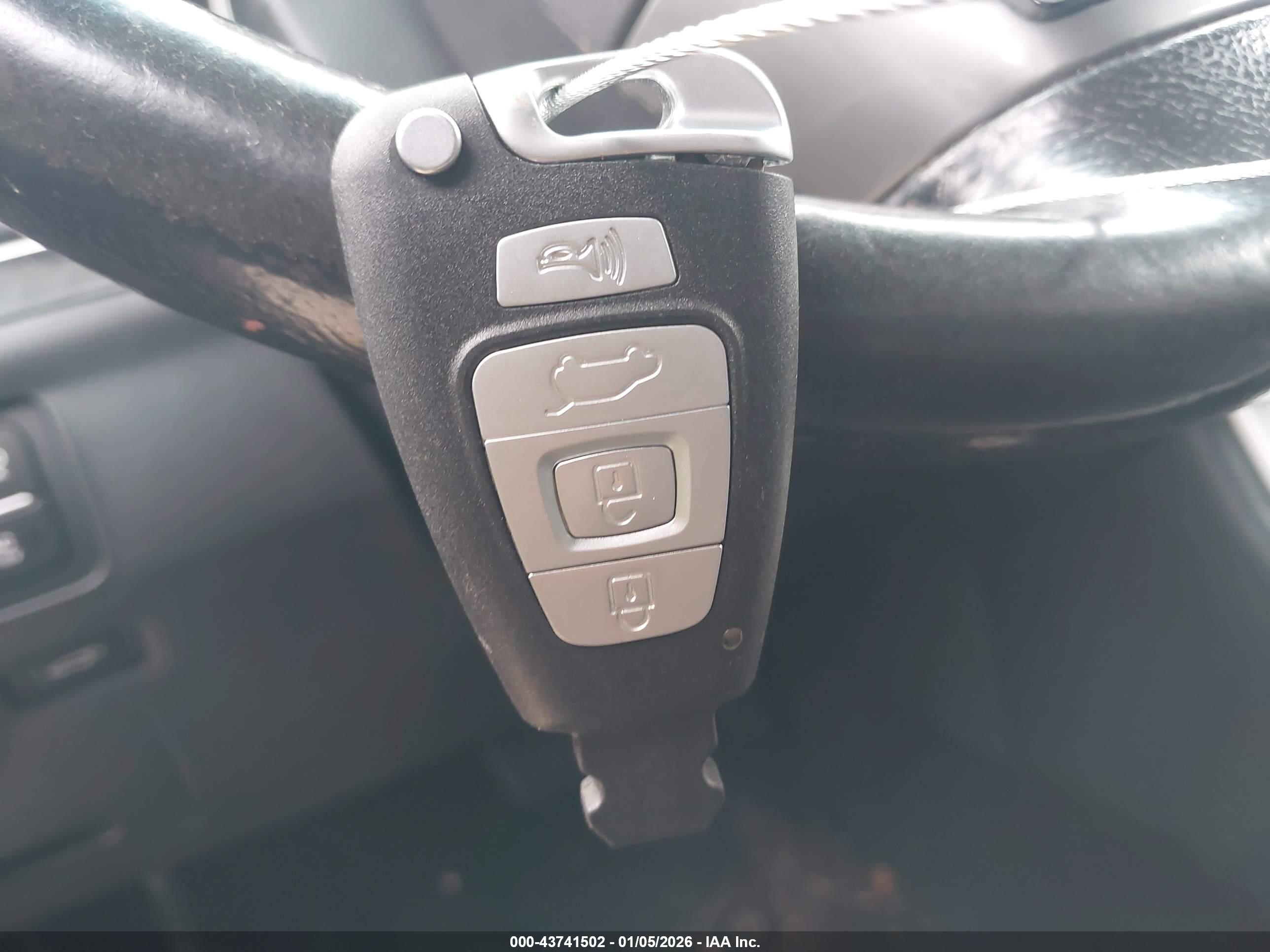 HYUNDAI VERACRUZ image 11