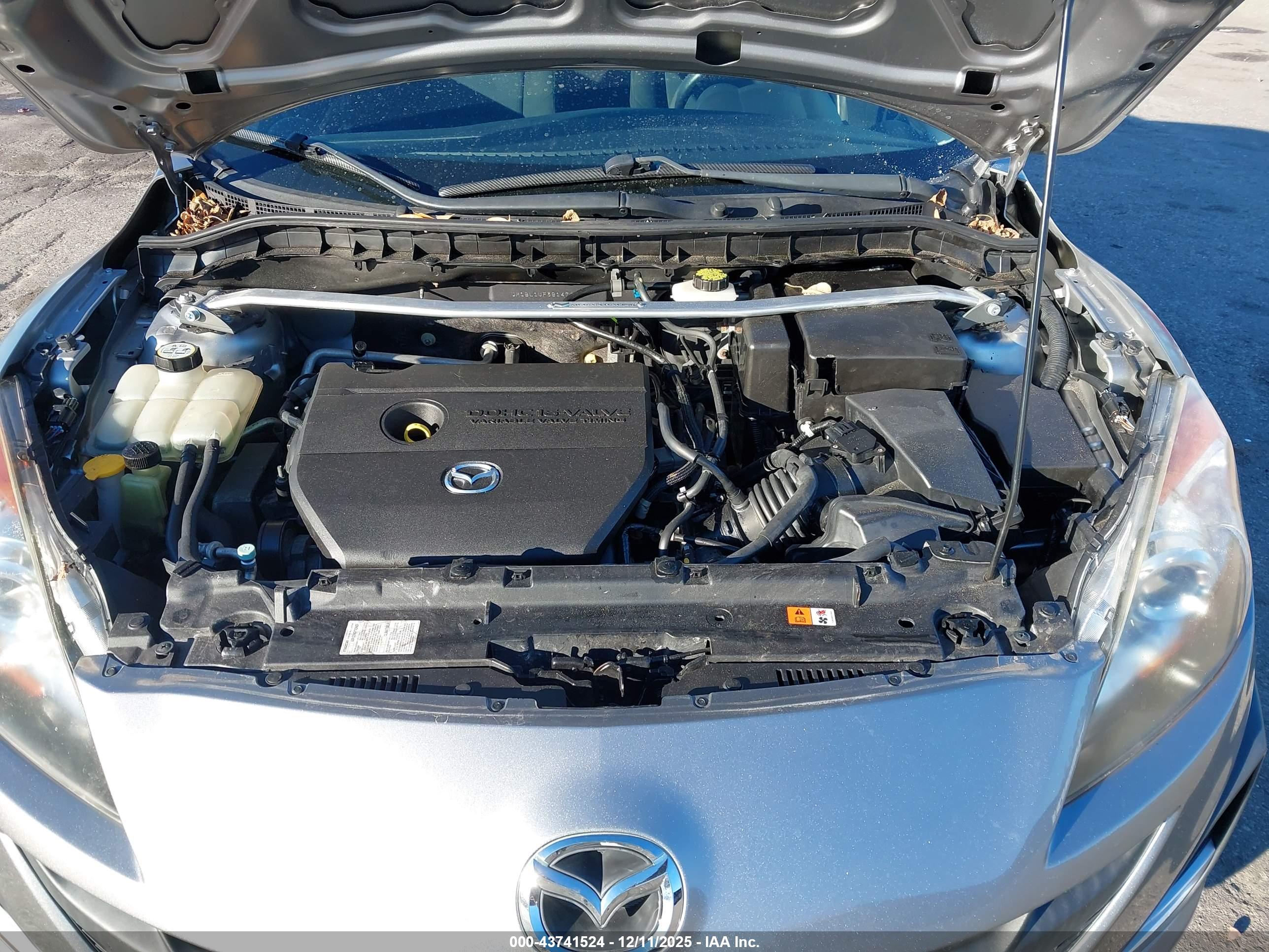 MAZDA MAZDA3 image 10