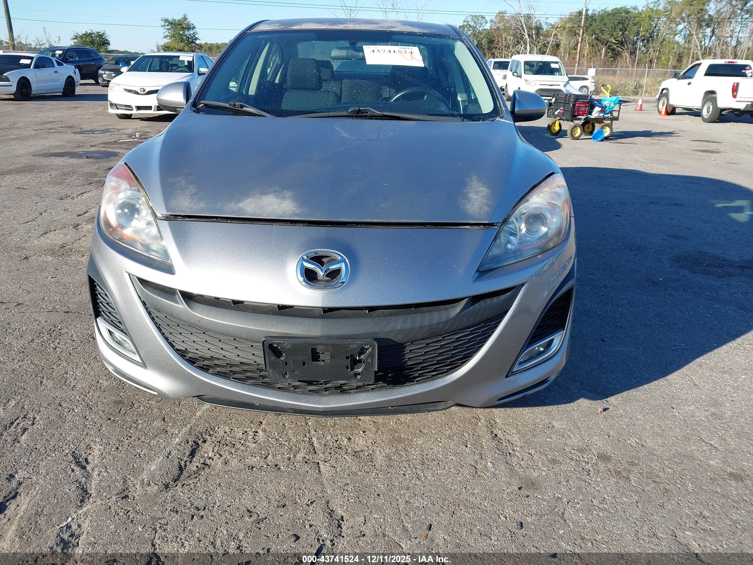 MAZDA MAZDA3 image 6