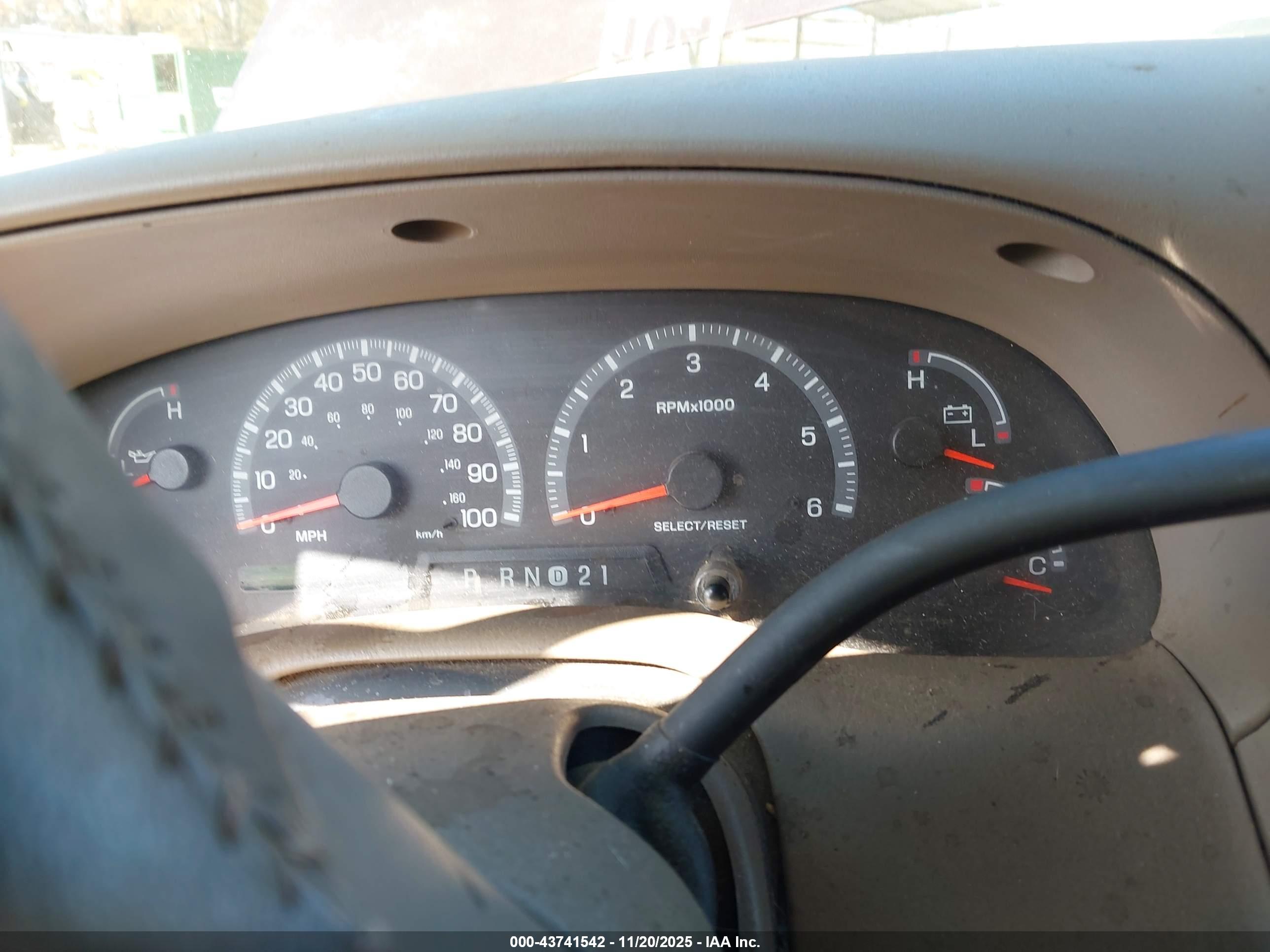 FORD F-150 image 7