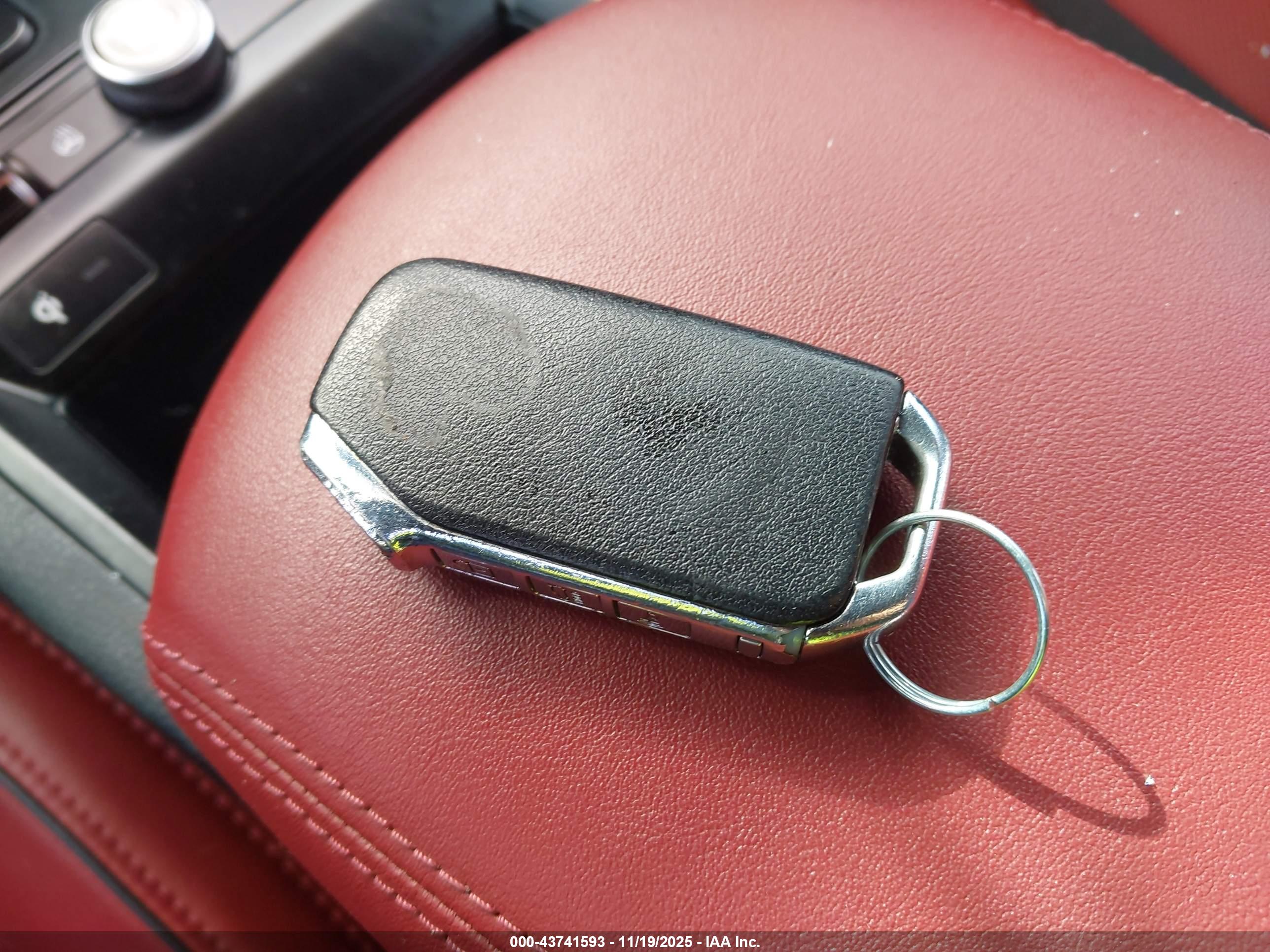 KIA K5 image 11