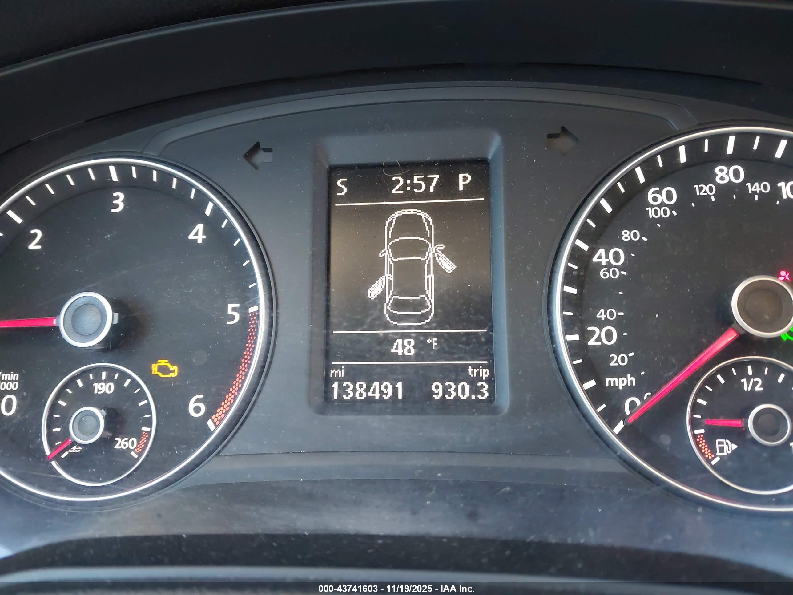 VOLKSWAGEN PASSAT image 7