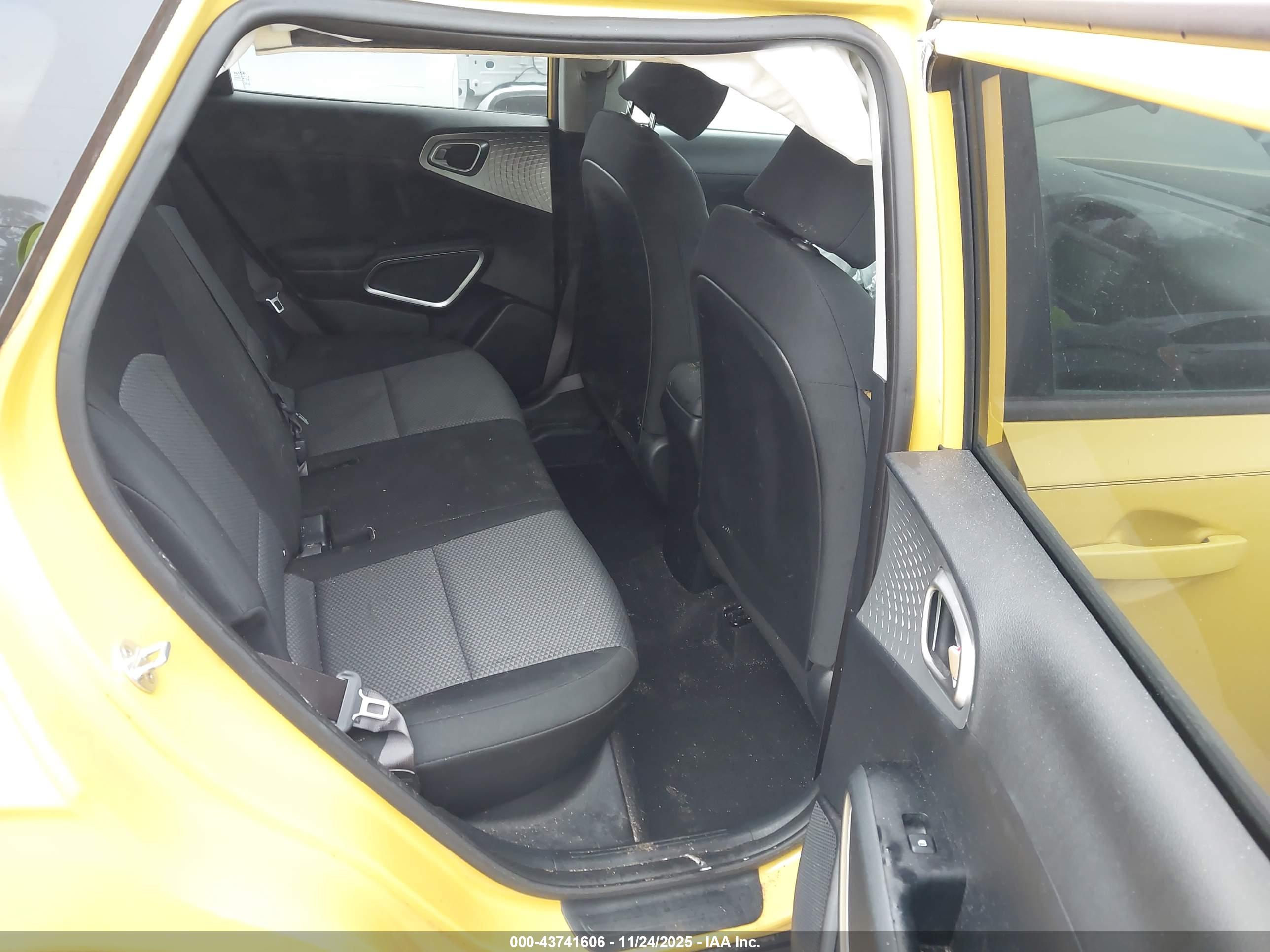 KIA SOUL image 8