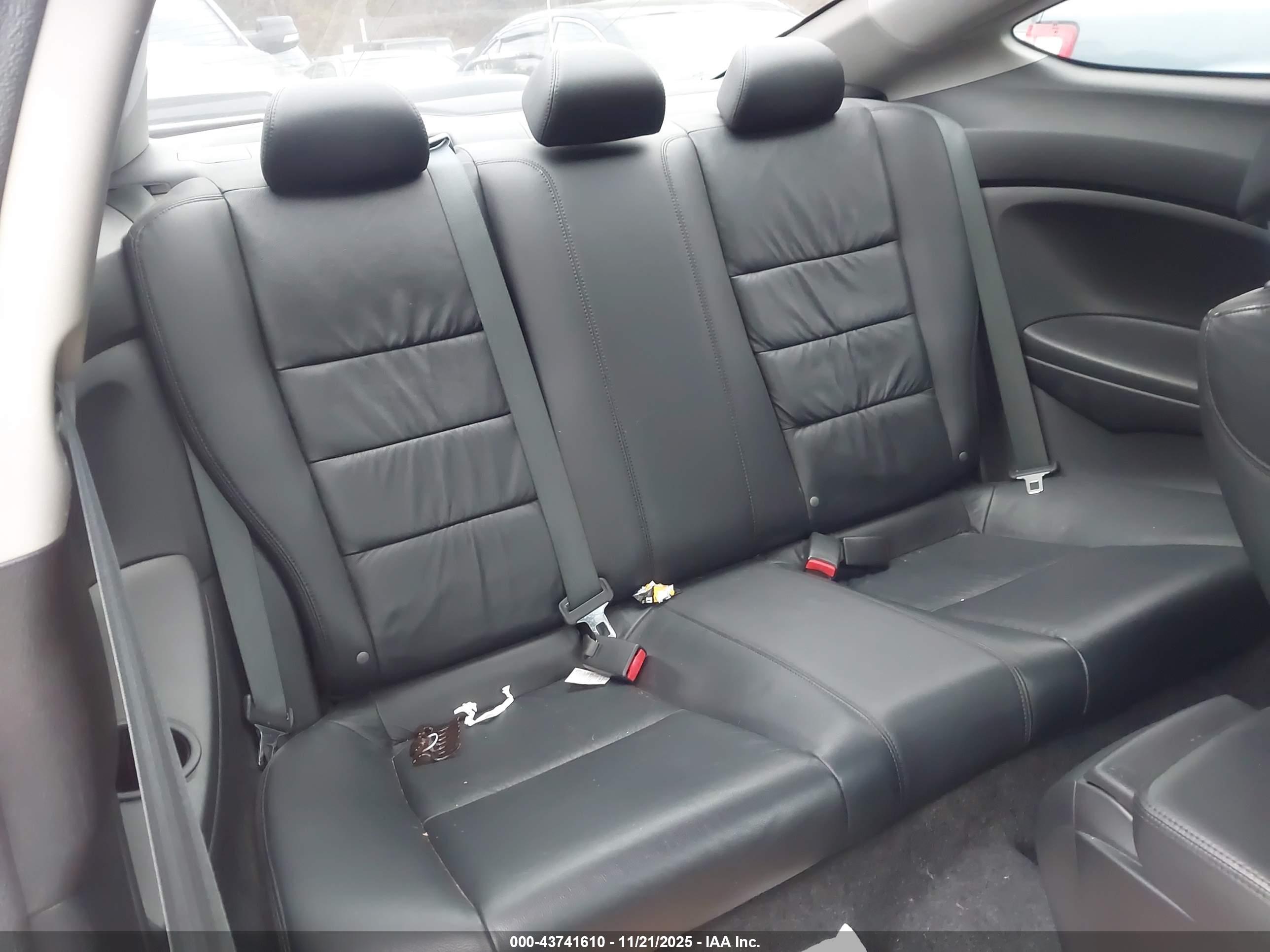 HONDA ACCORD image 8