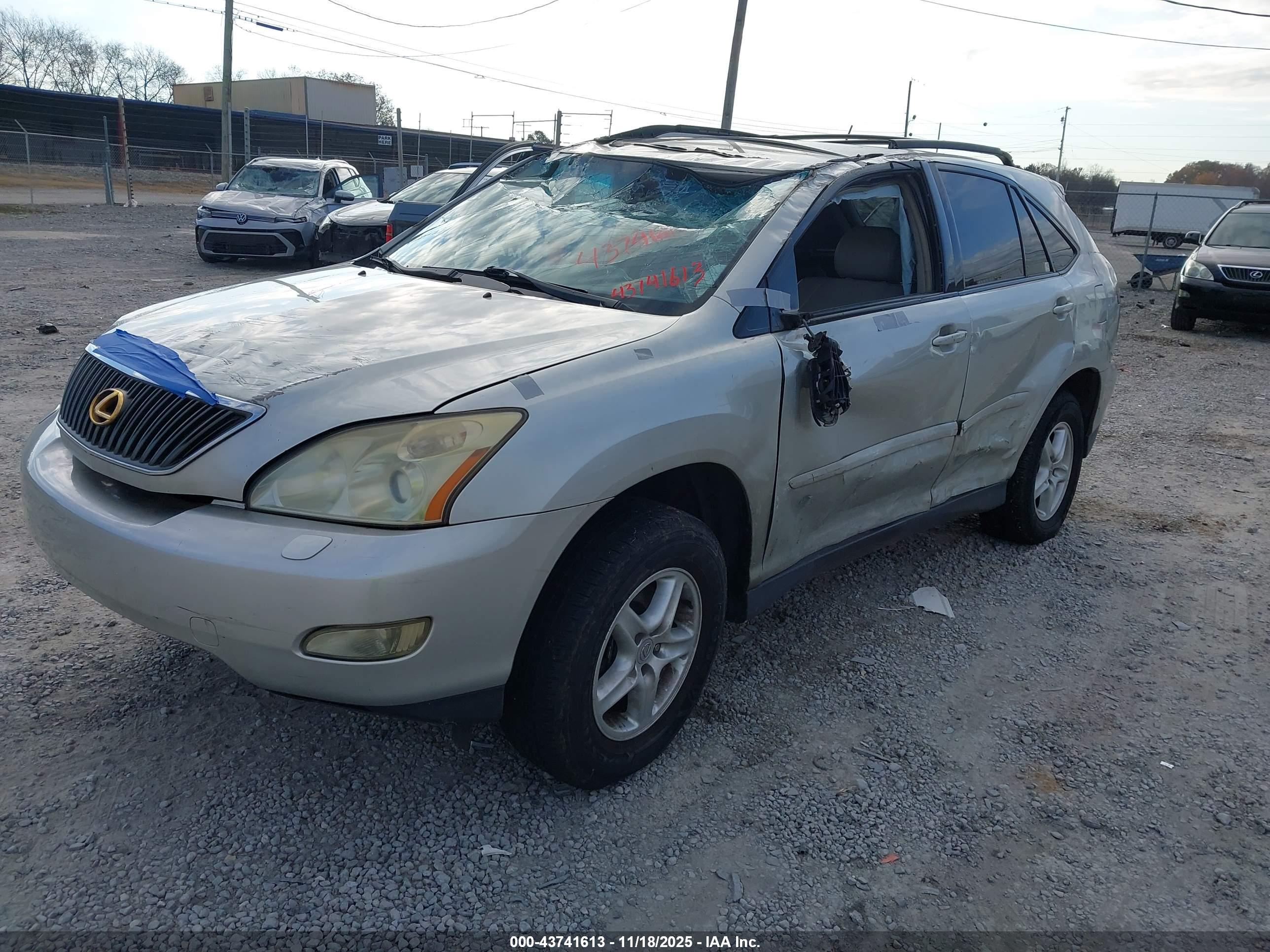 LEXUS RX image 2