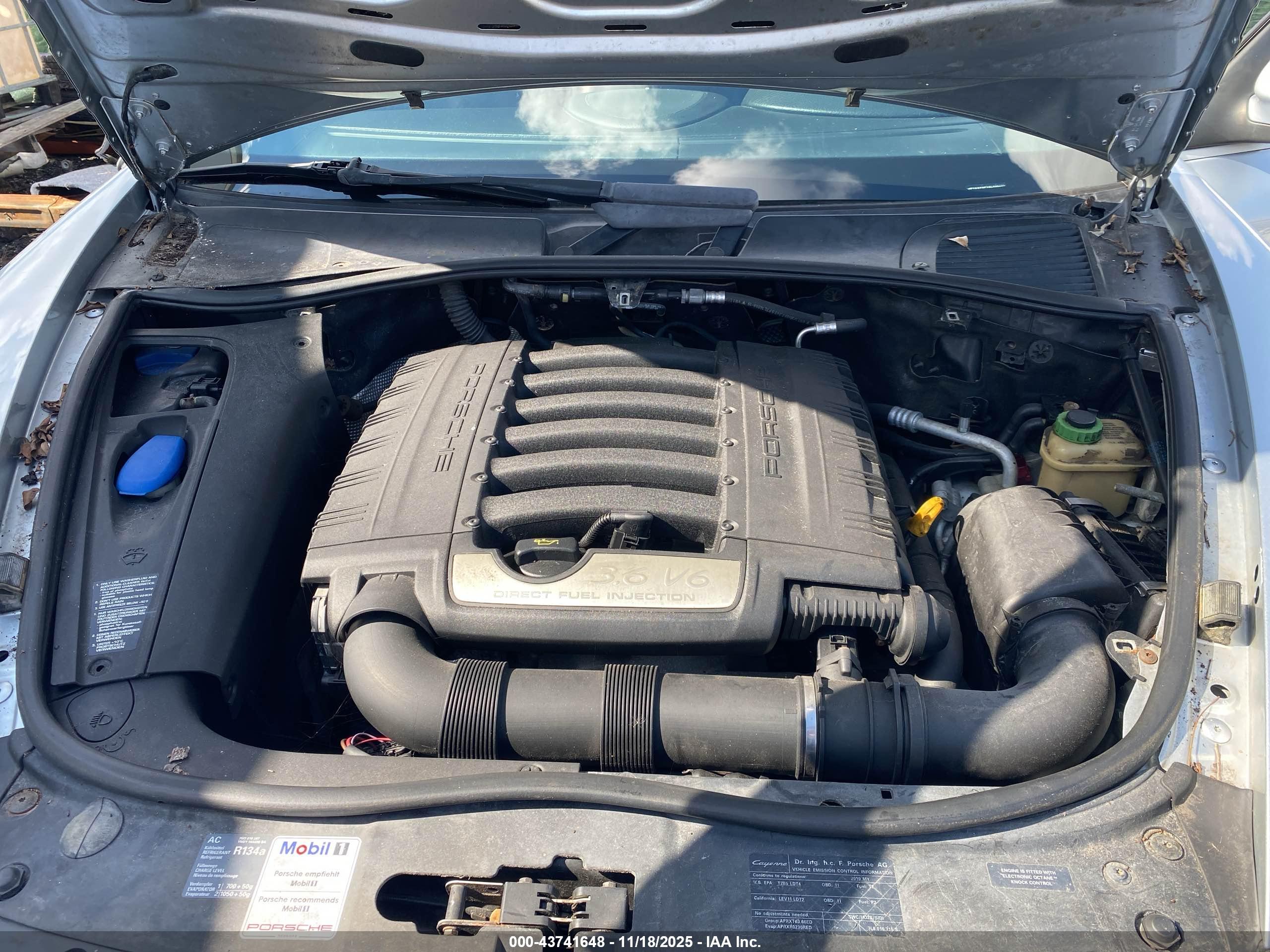 PORSCHE CAYENNE image 10