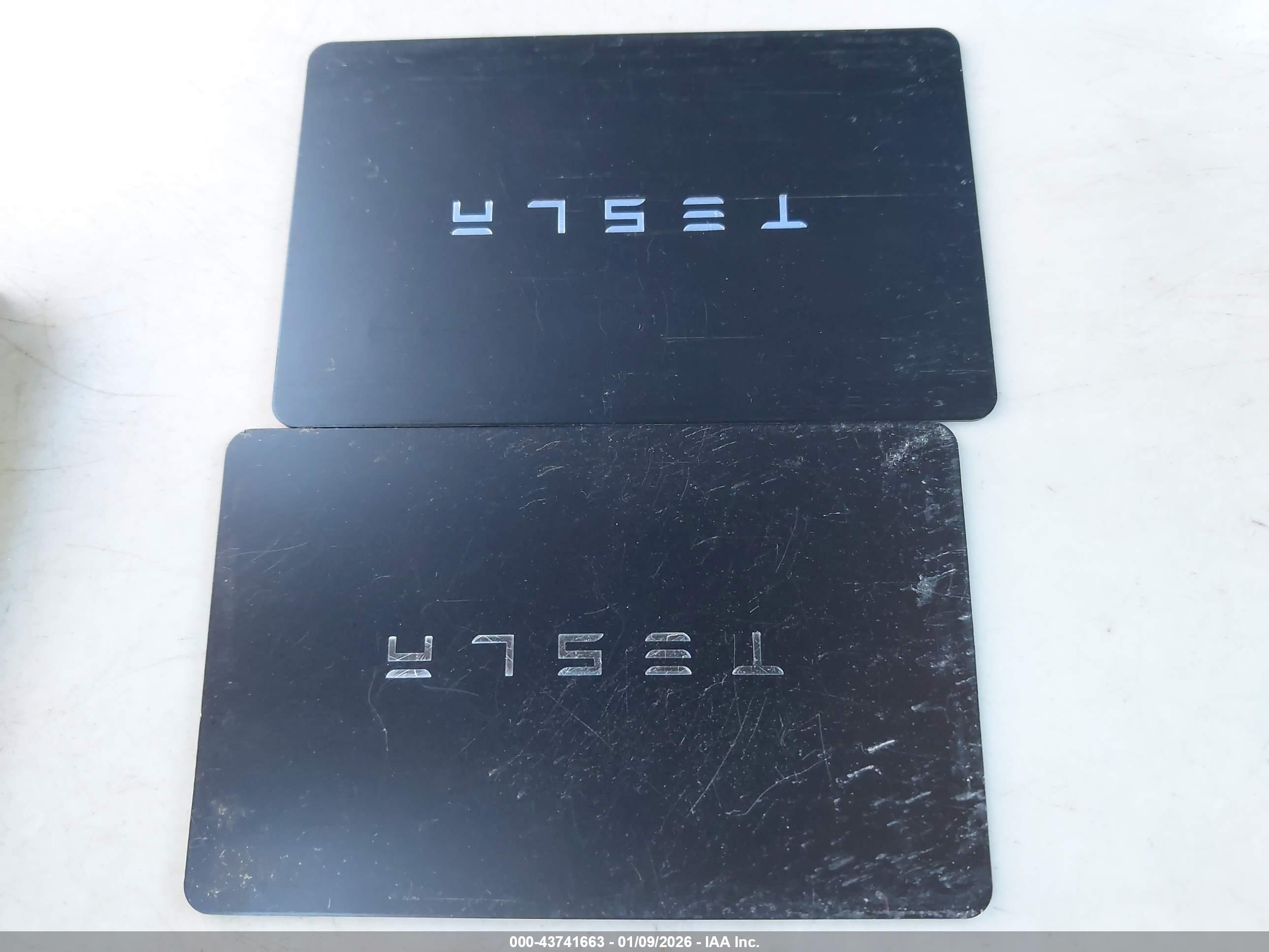 TESLA MODEL image 11