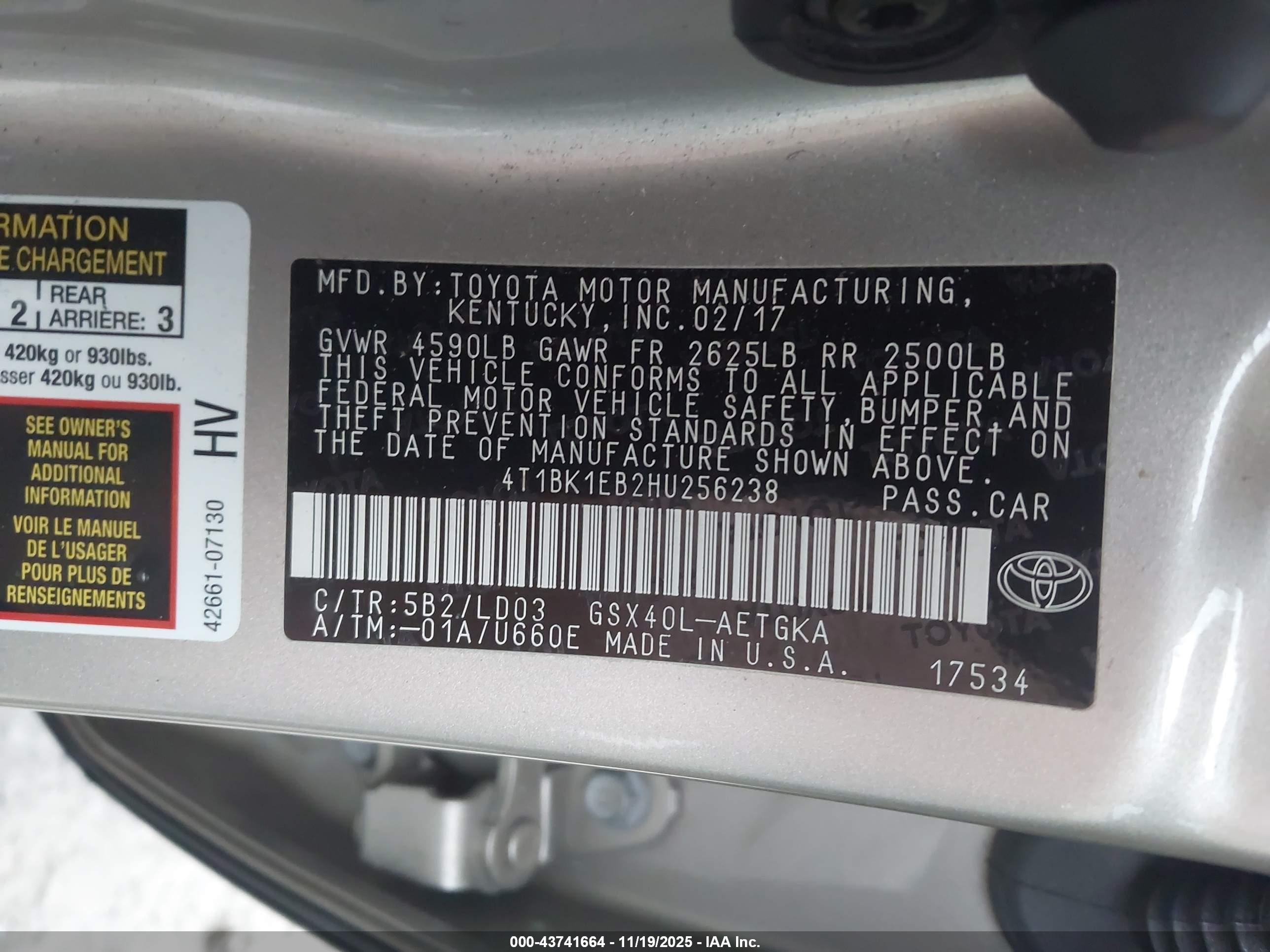 TOYOTA AVALON image 9