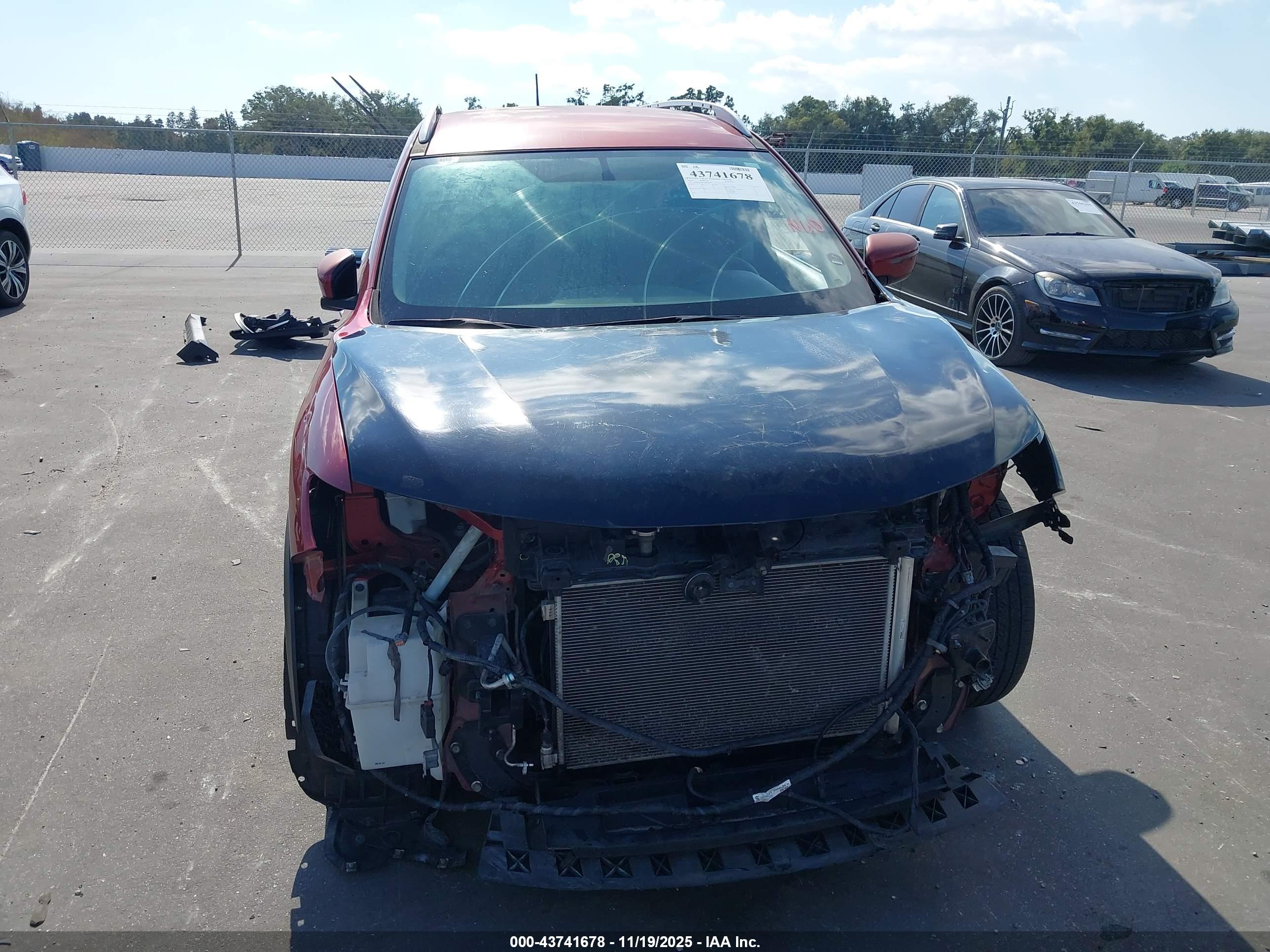 NISSAN ROGUE image 6