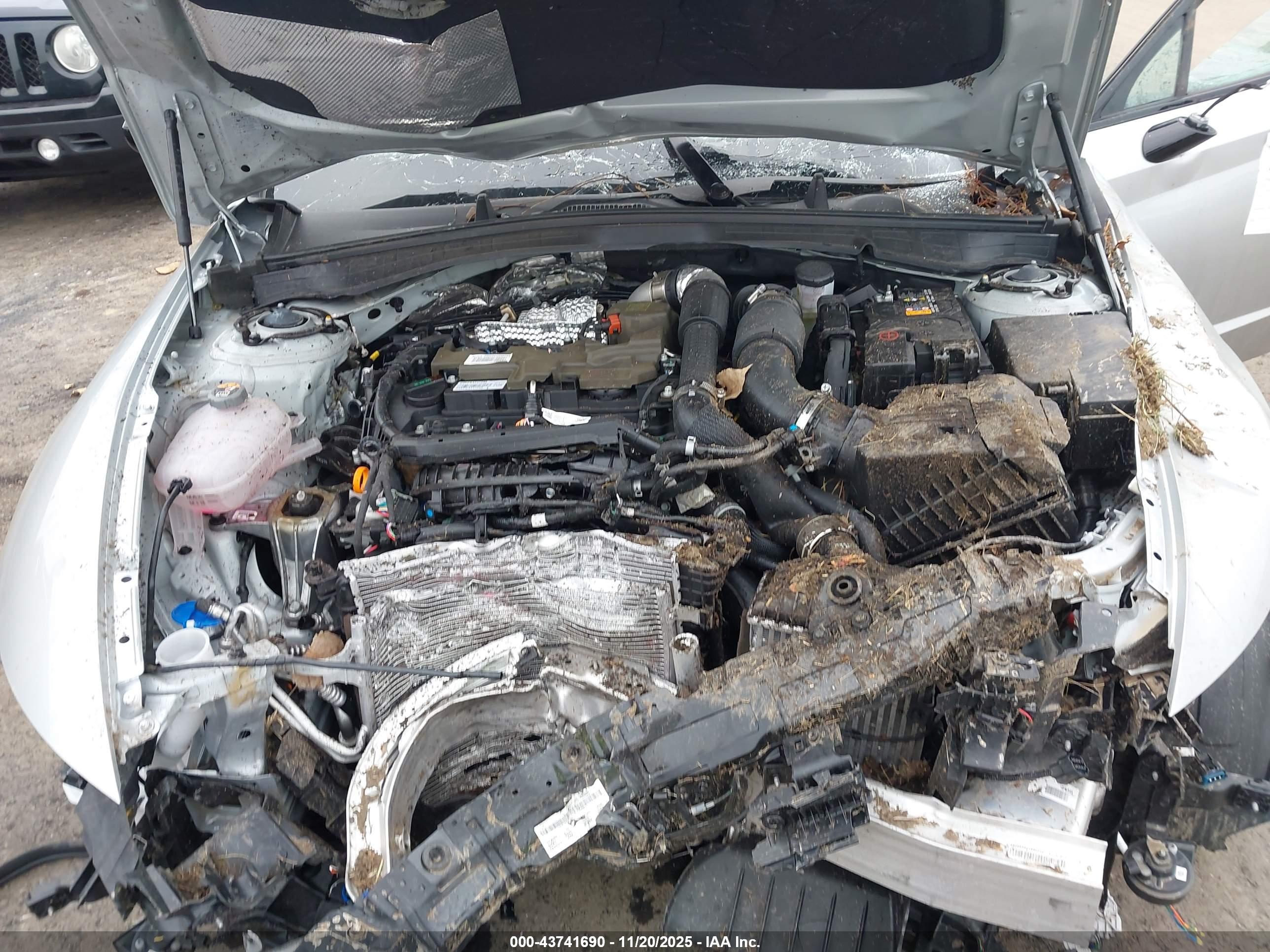 HYUNDAI SONATA image 10