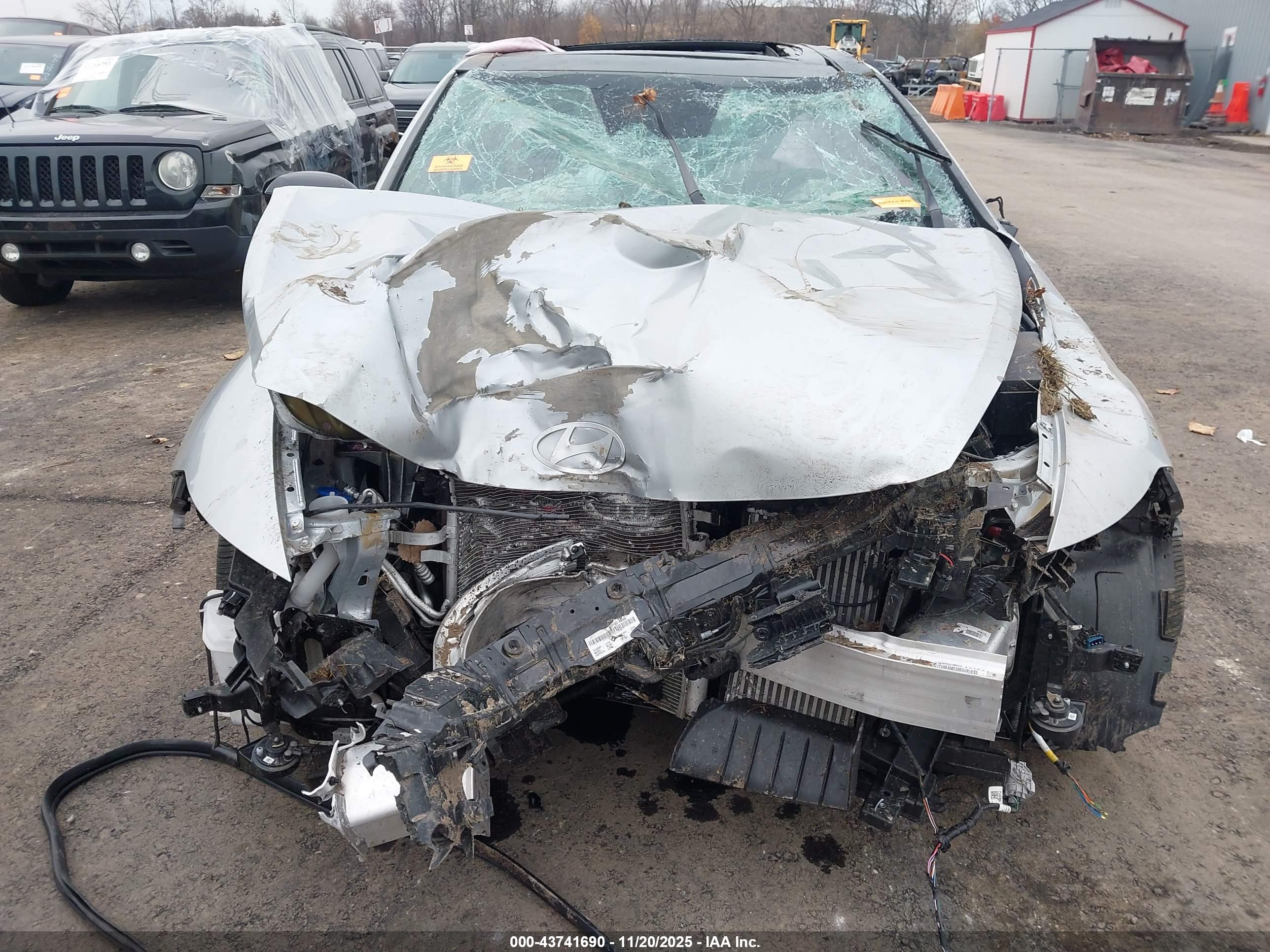 HYUNDAI SONATA image 6