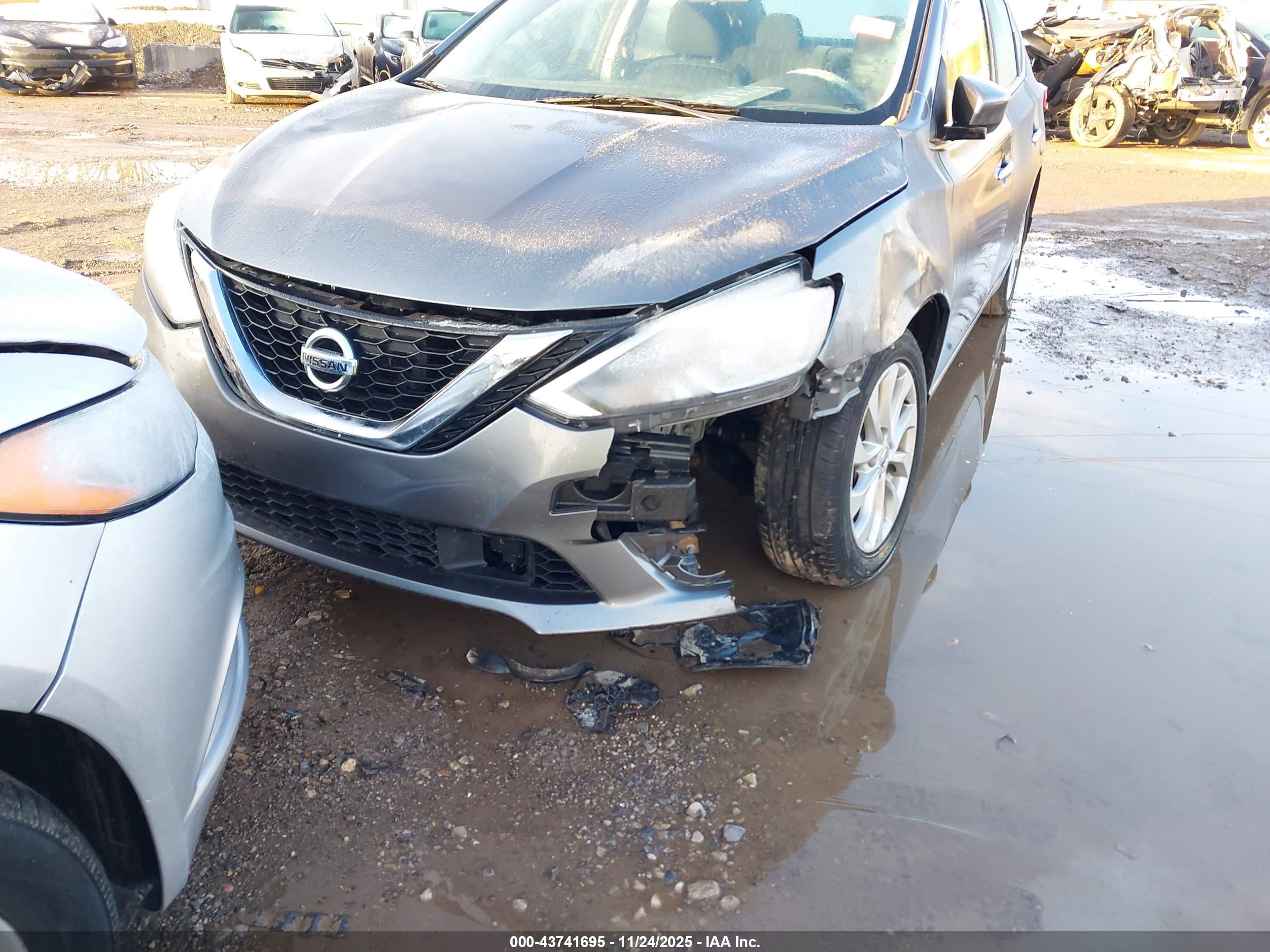 NISSAN SENTRA image 6