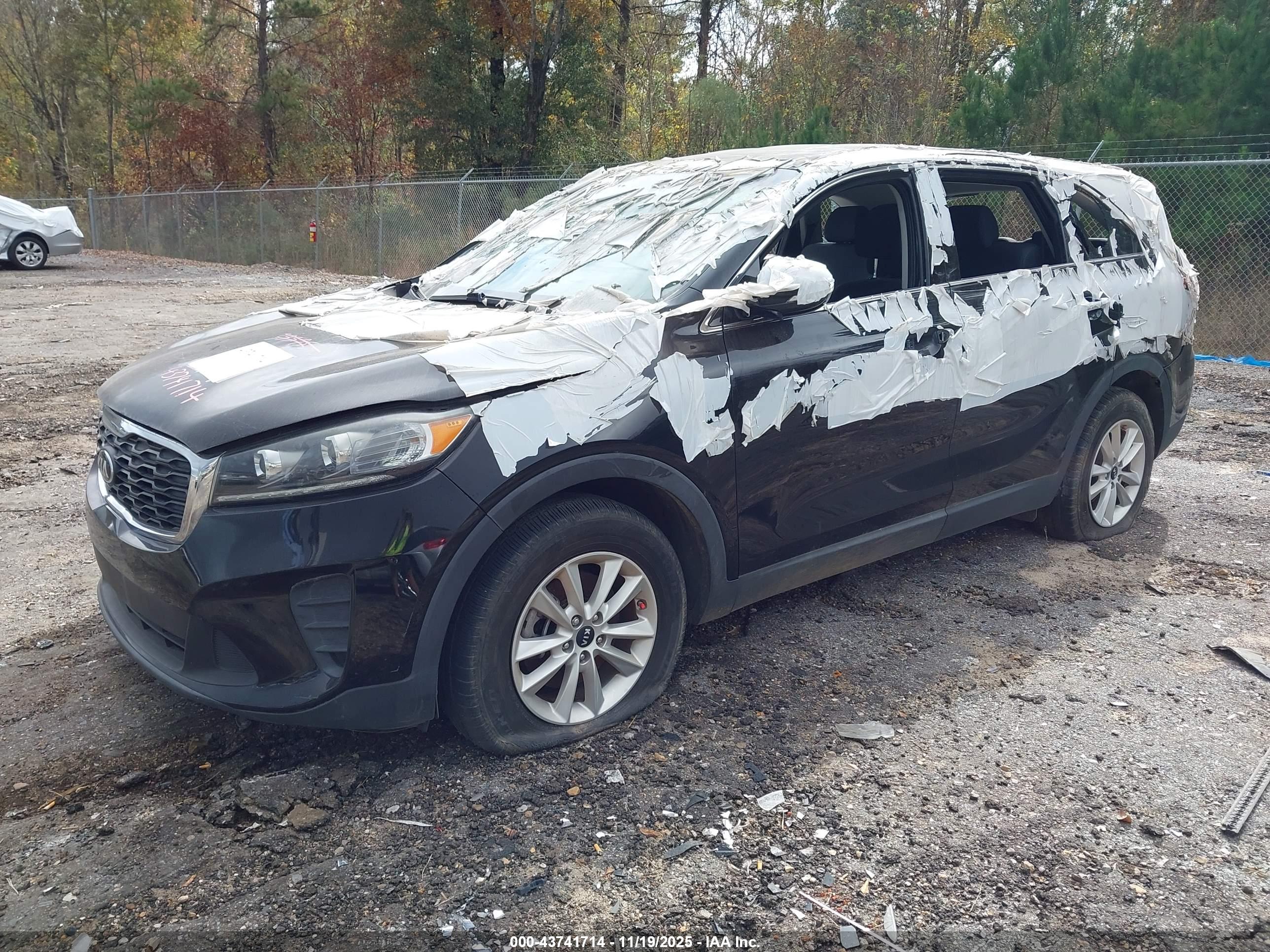 KIA SORENTO image 2