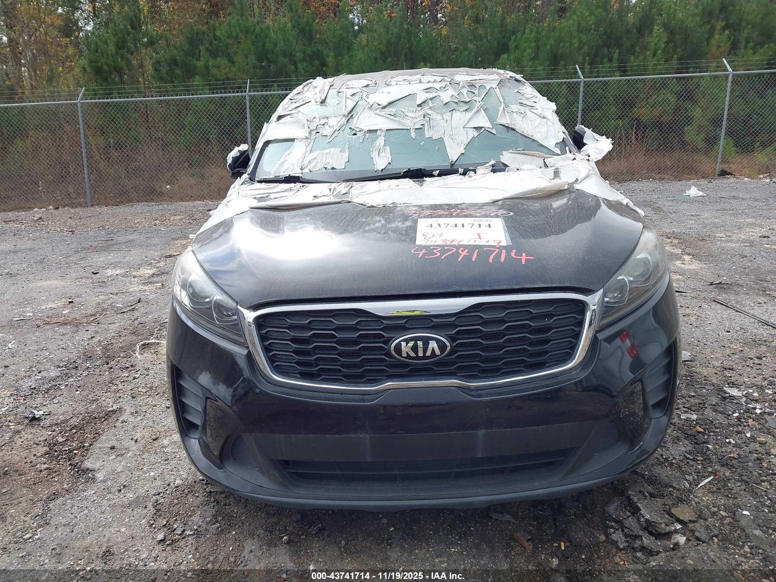 KIA SORENTO image 6
