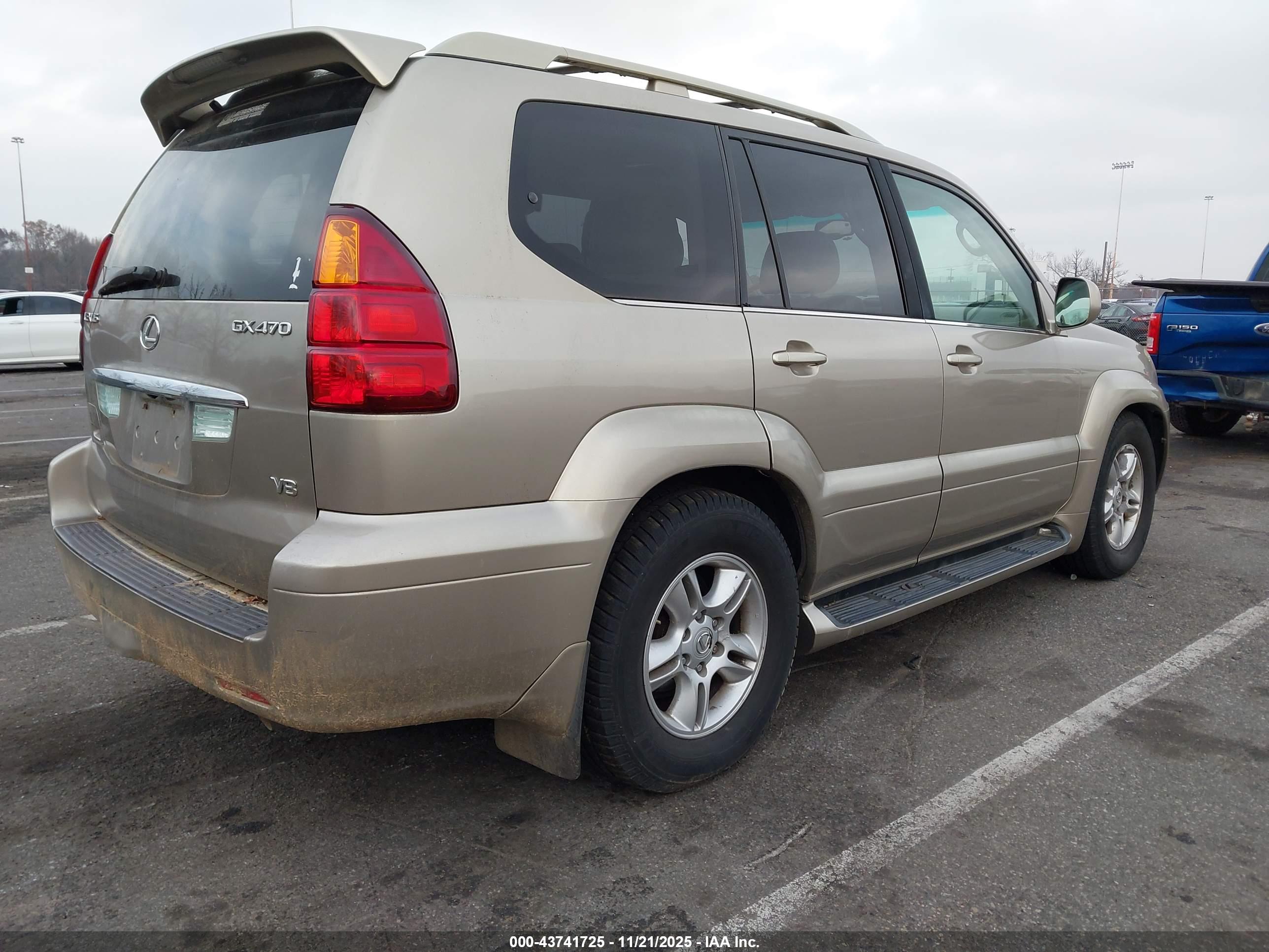 LEXUS GX image 4