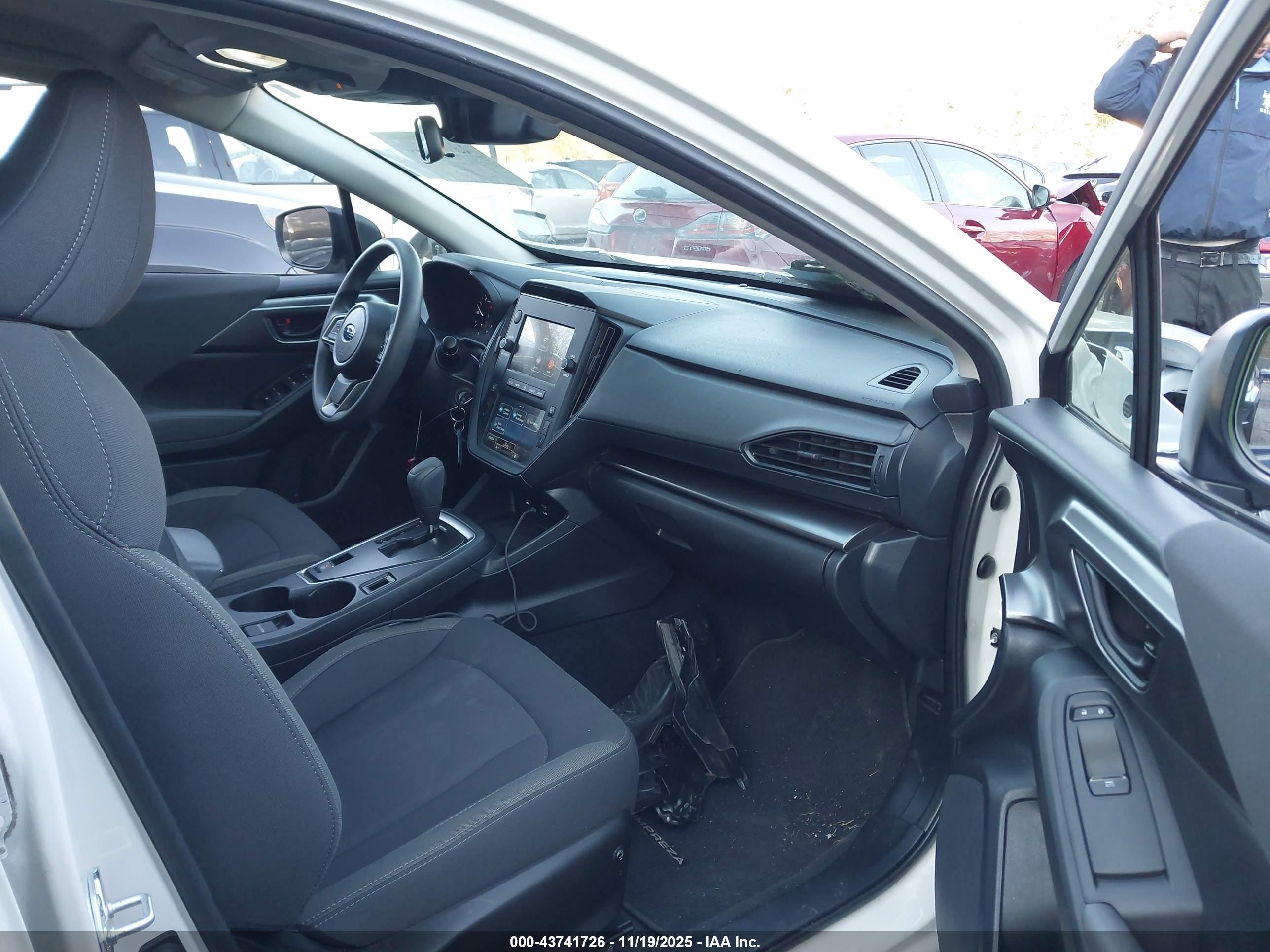 SUBARU IMPREZA image 5