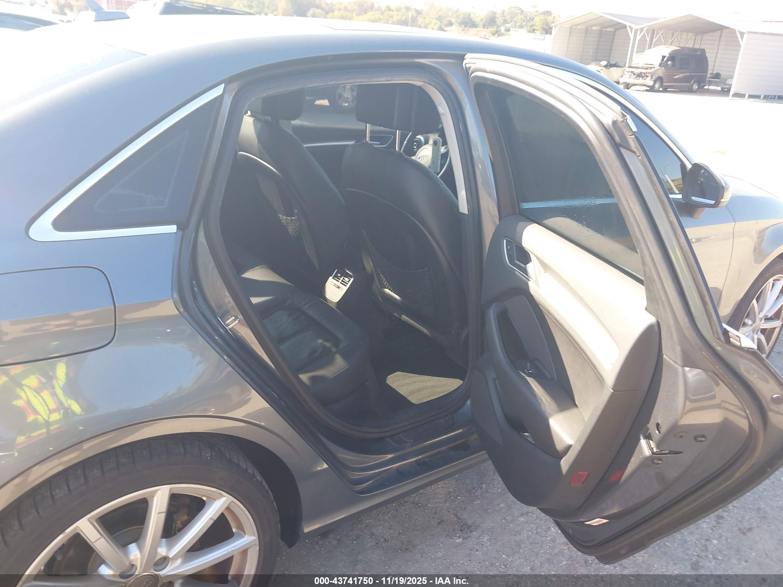 AUDI A3 image 8