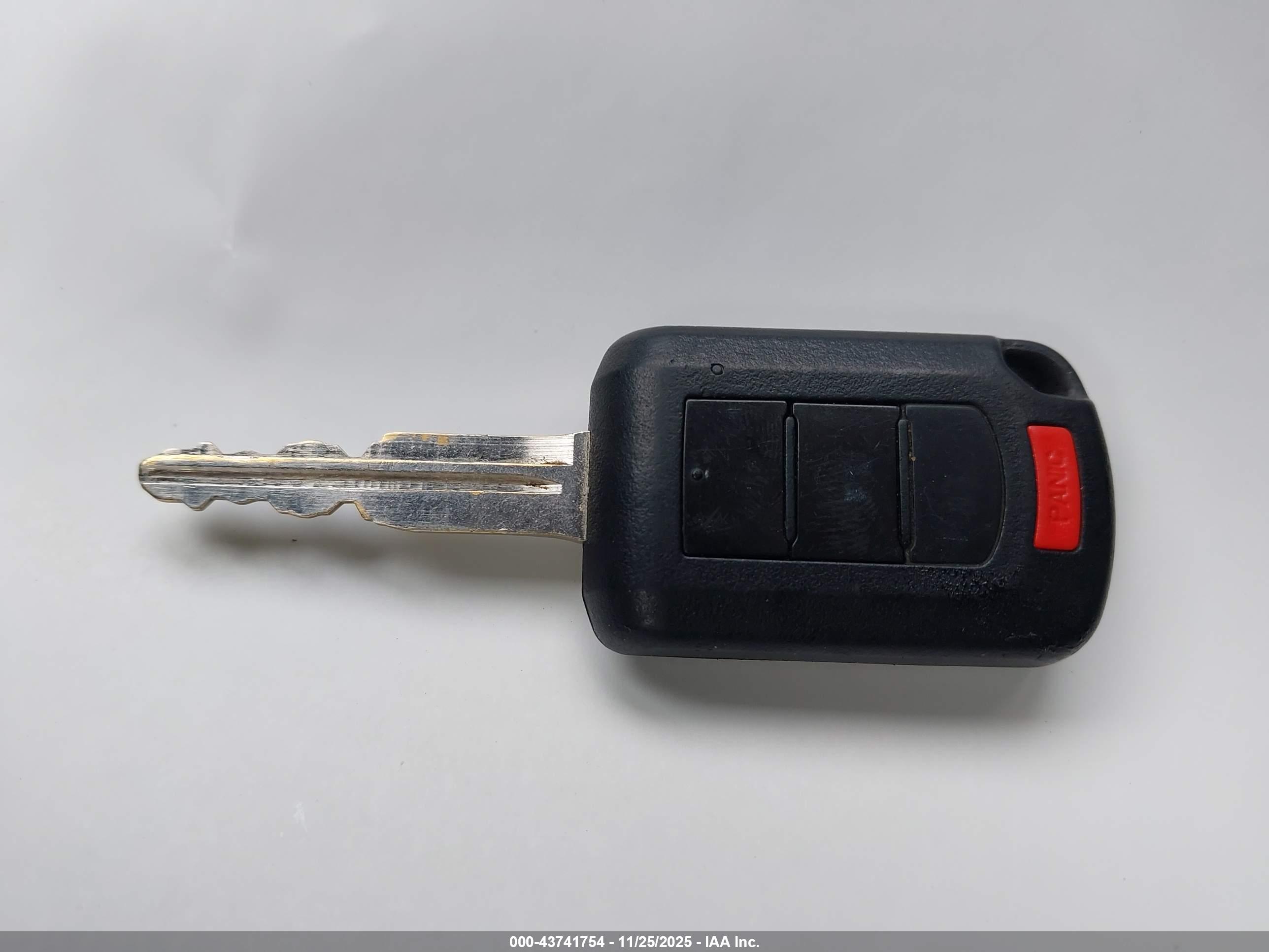 MITSUBISHI MIRAGE image 11