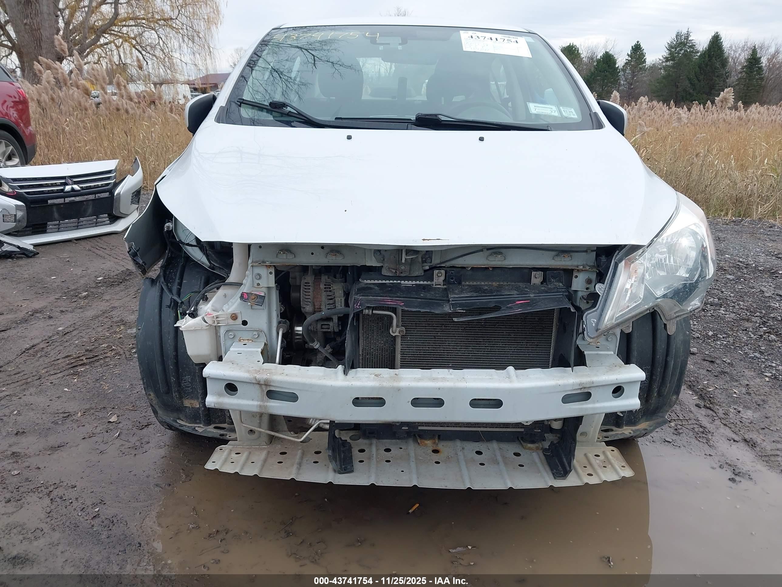 MITSUBISHI MIRAGE image 6