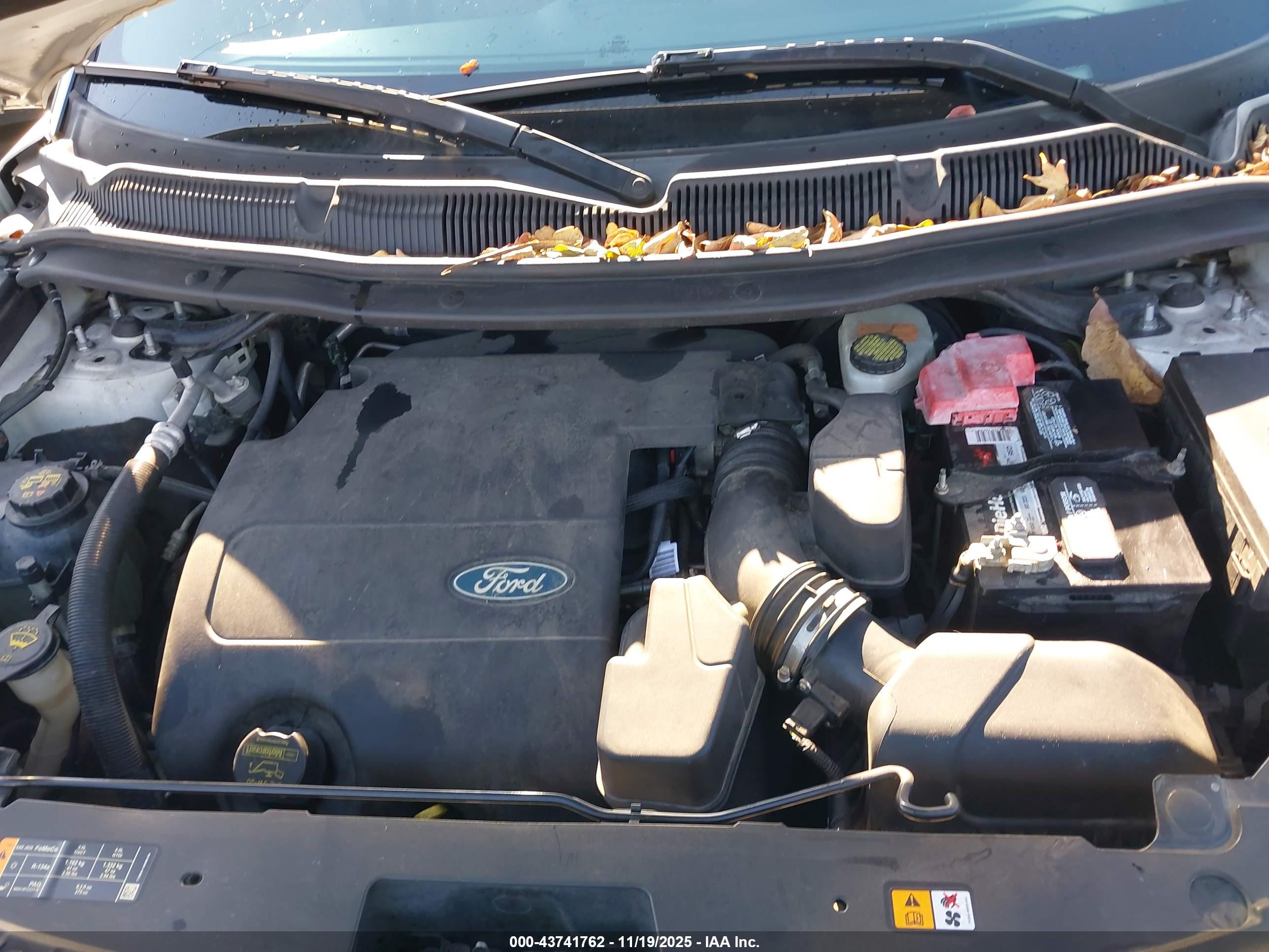FORD EXPLORER image 10