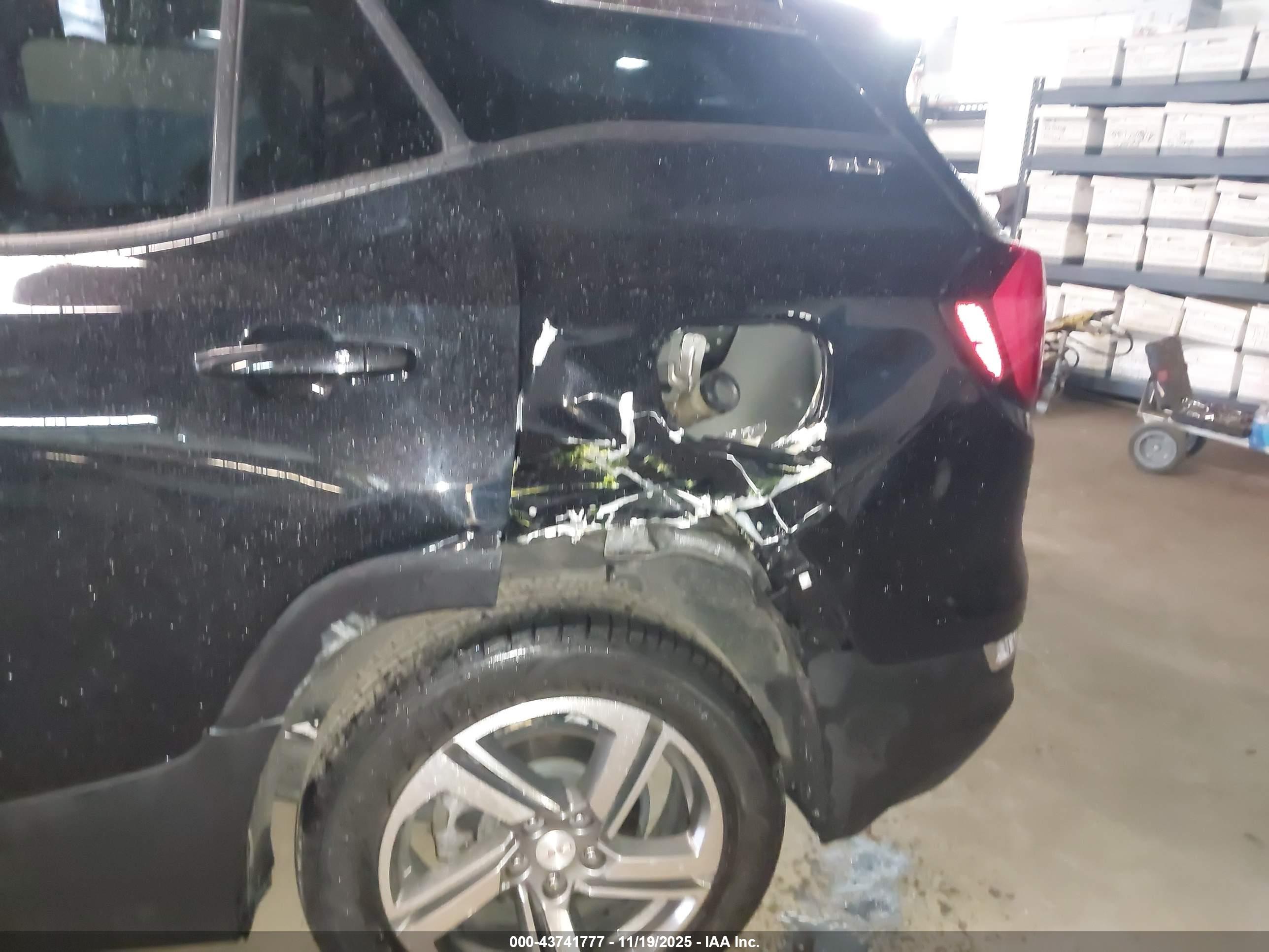 GMC TERRAIN image 6