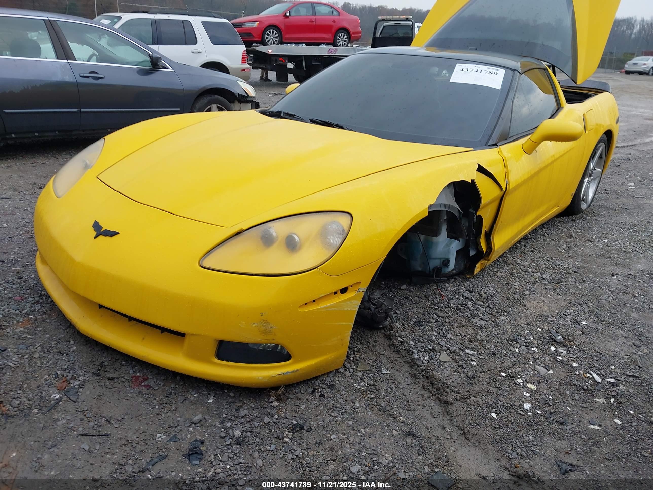 CHEVROLET CORVETTE image 2