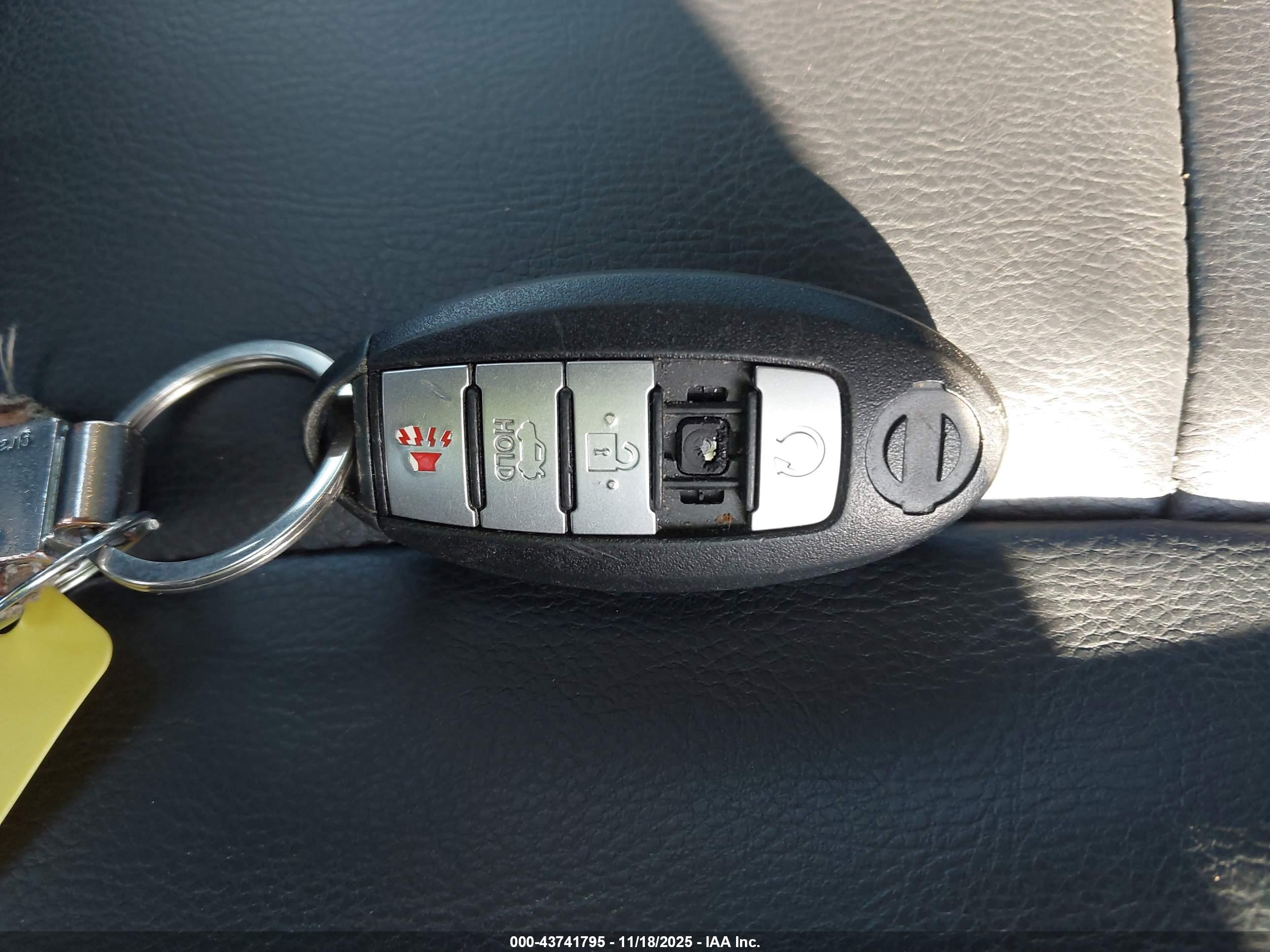 NISSAN ALTIMA image 11