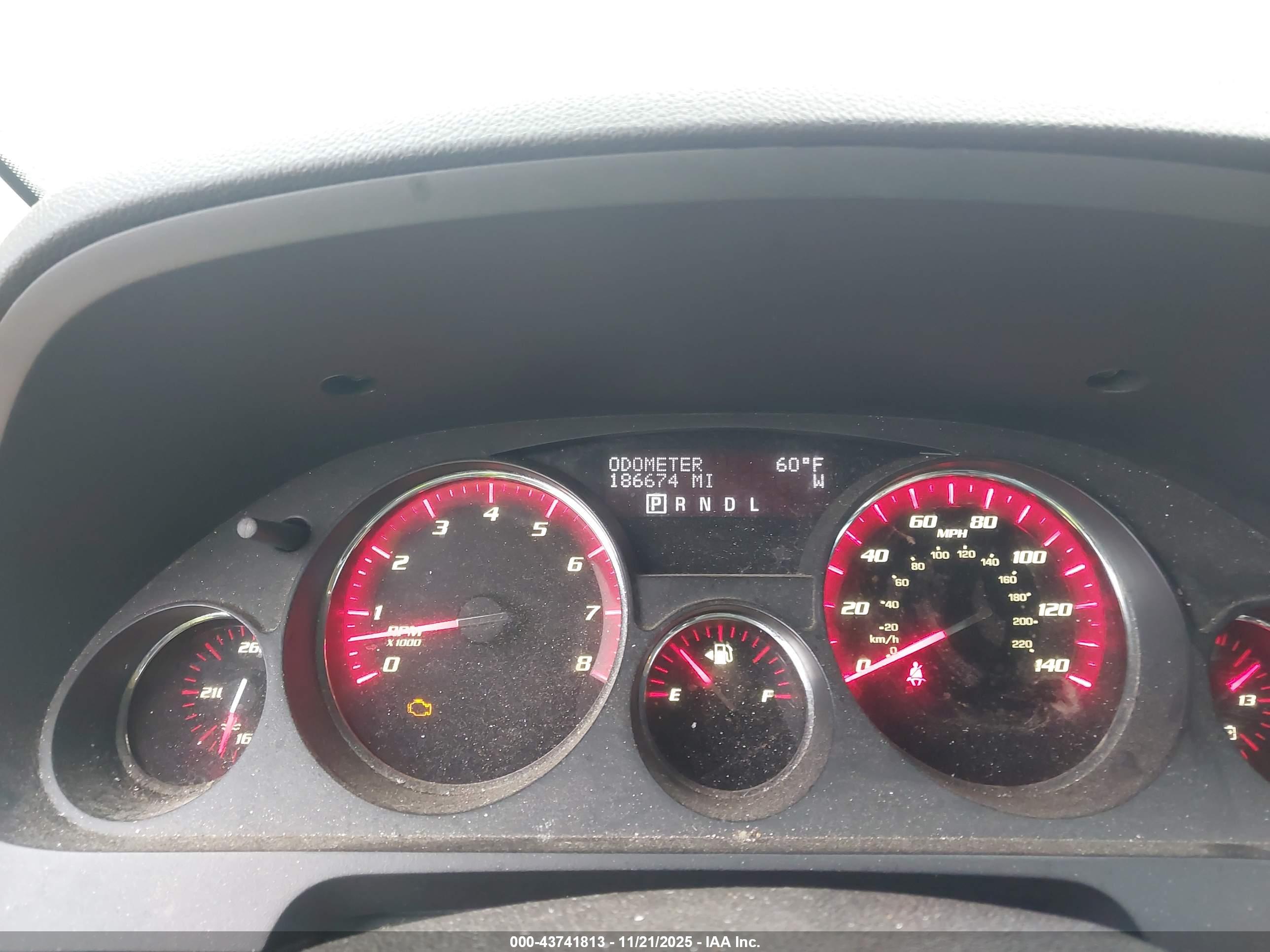 GMC ACADIA image 7