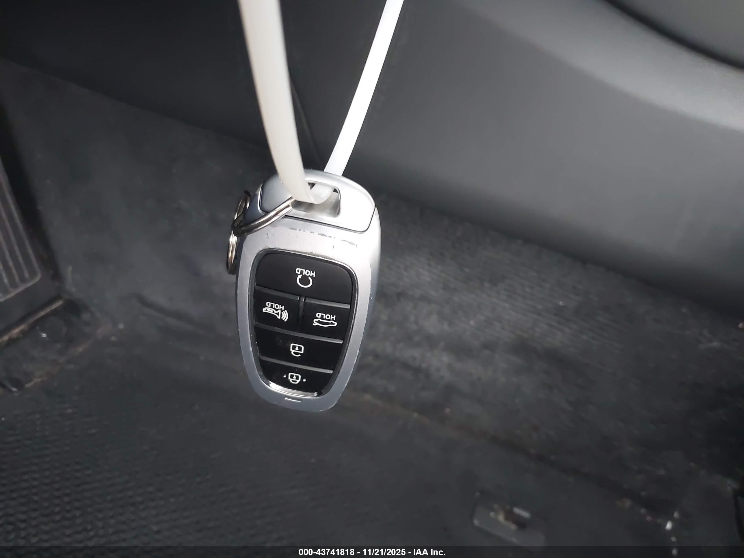 HYUNDAI SONATA image 11