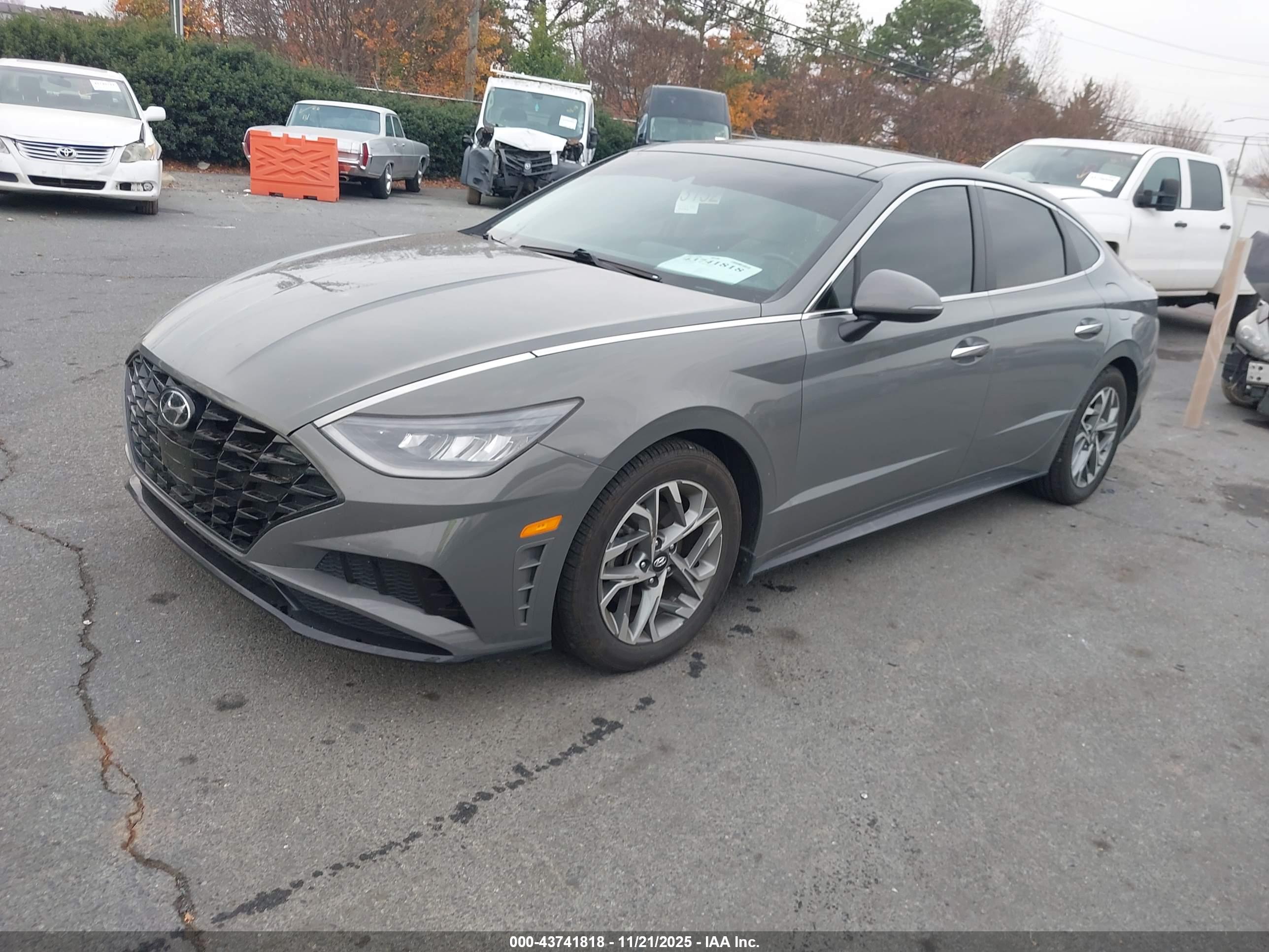 HYUNDAI SONATA image 2