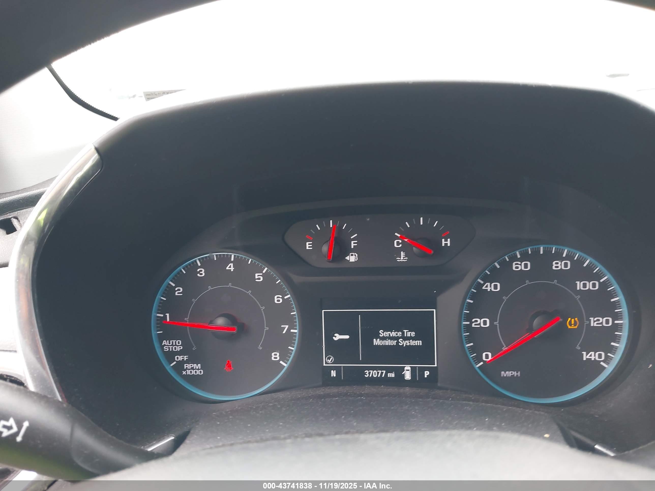 CHEVROLET EQUINOX image 7