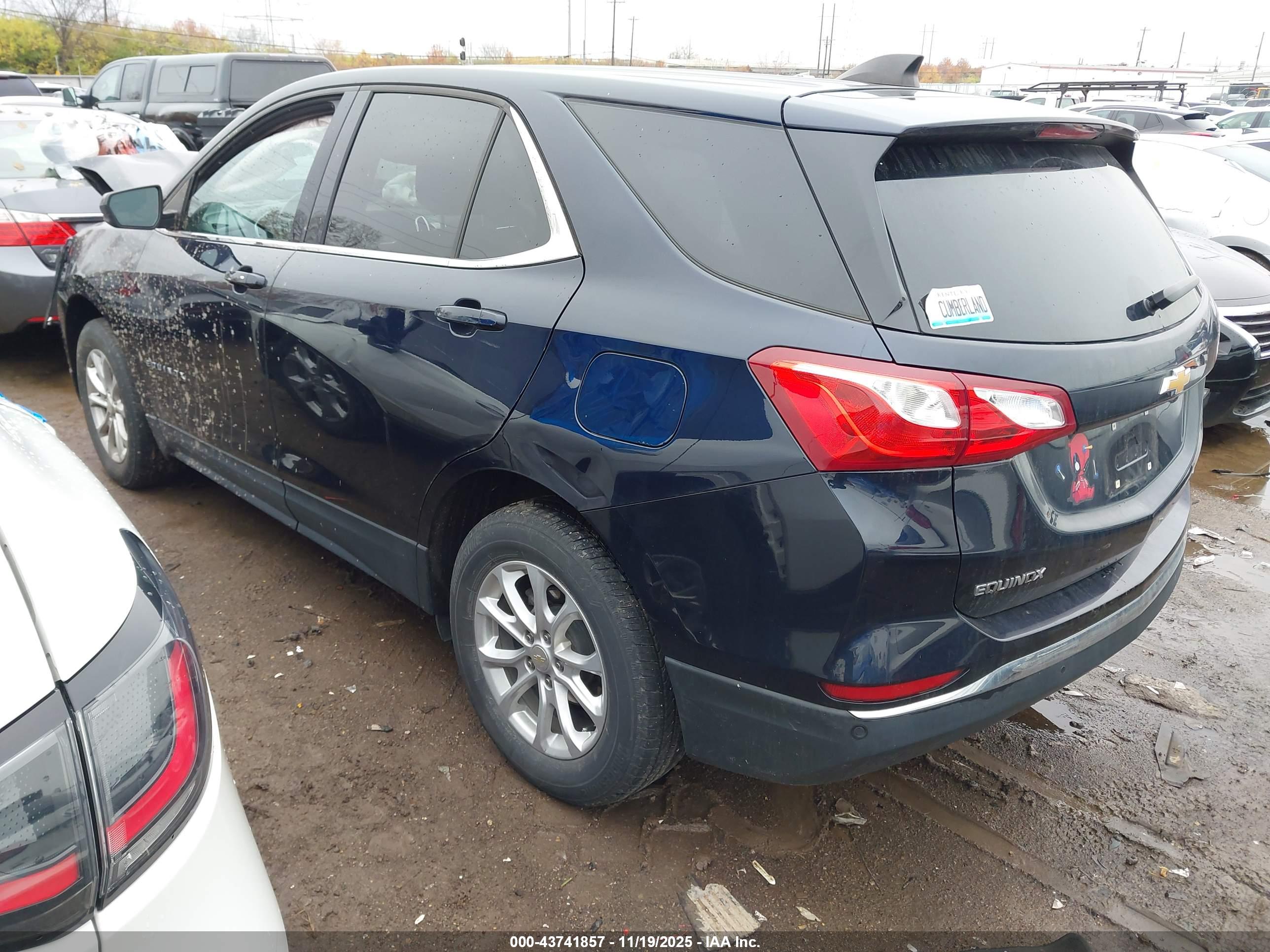 CHEVROLET EQUINOX image 3