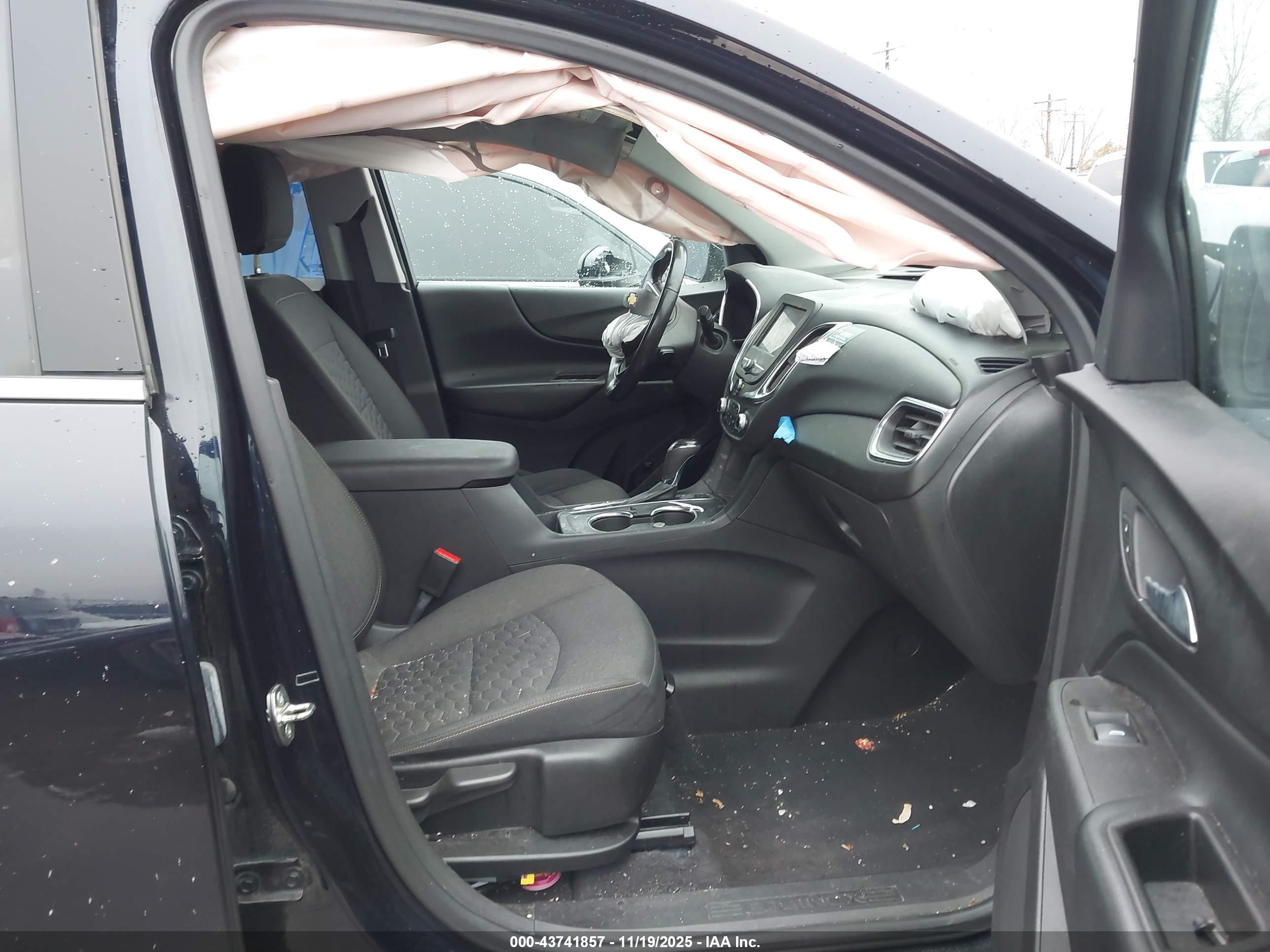 CHEVROLET EQUINOX image 5