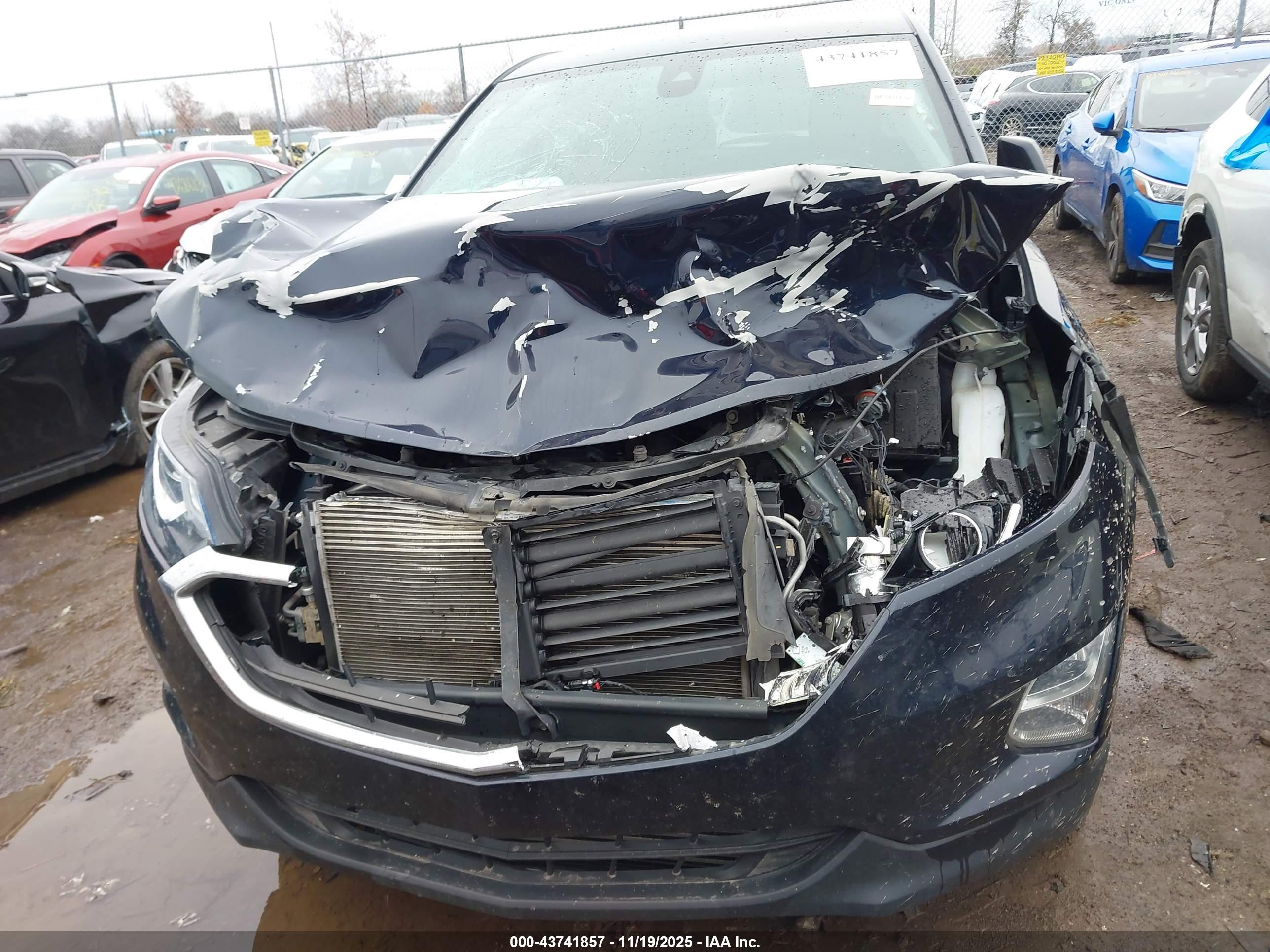 CHEVROLET EQUINOX image 6