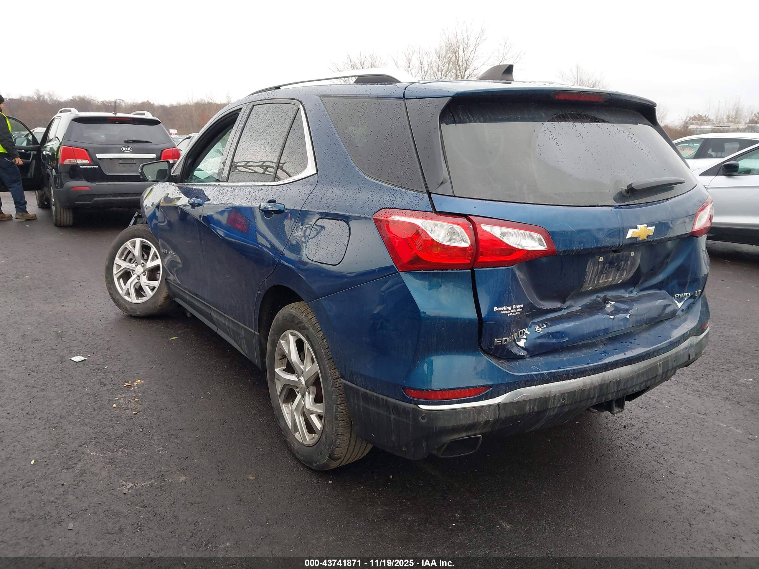 CHEVROLET EQUINOX image 3