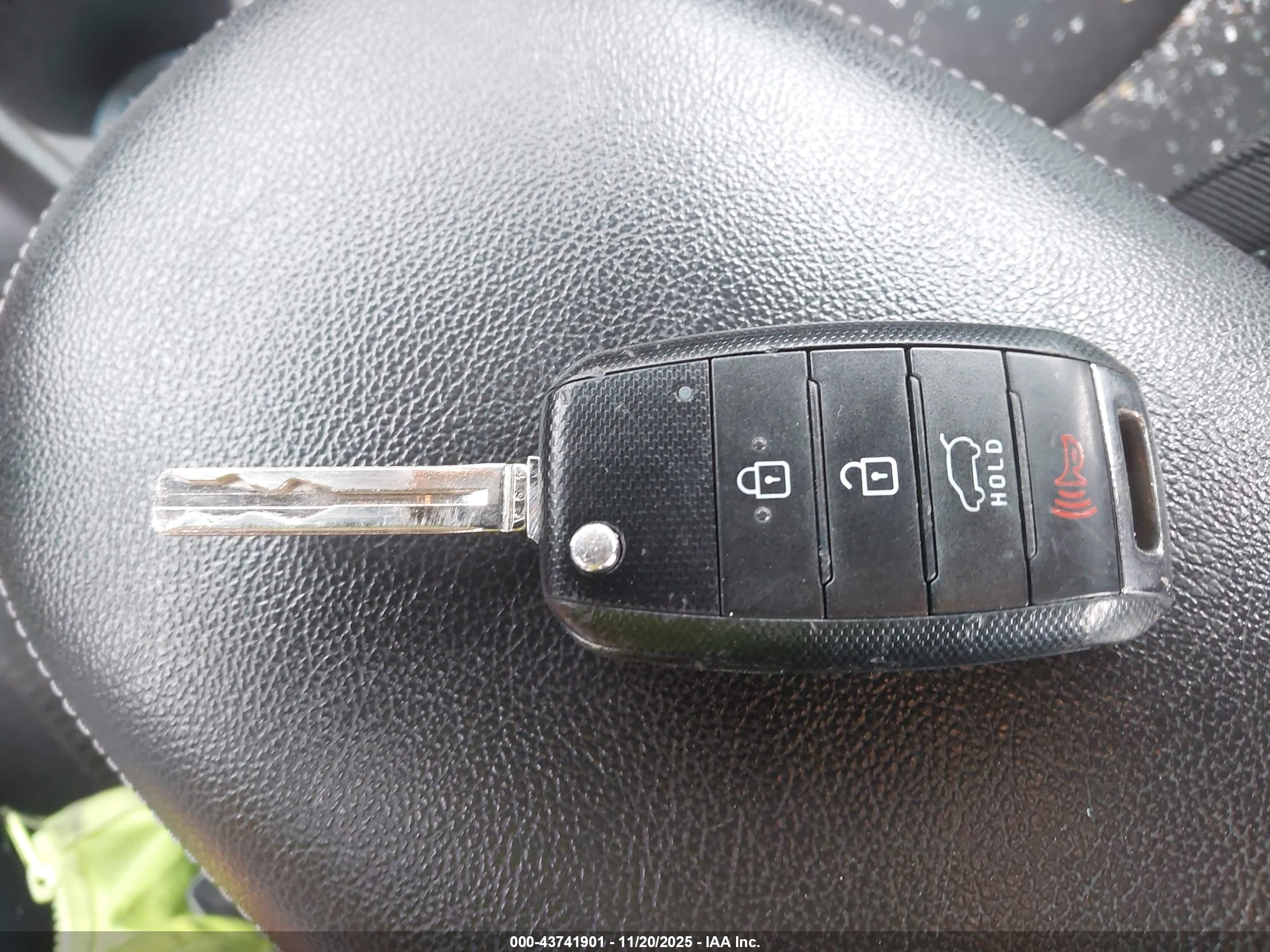 KIA SOUL image 11