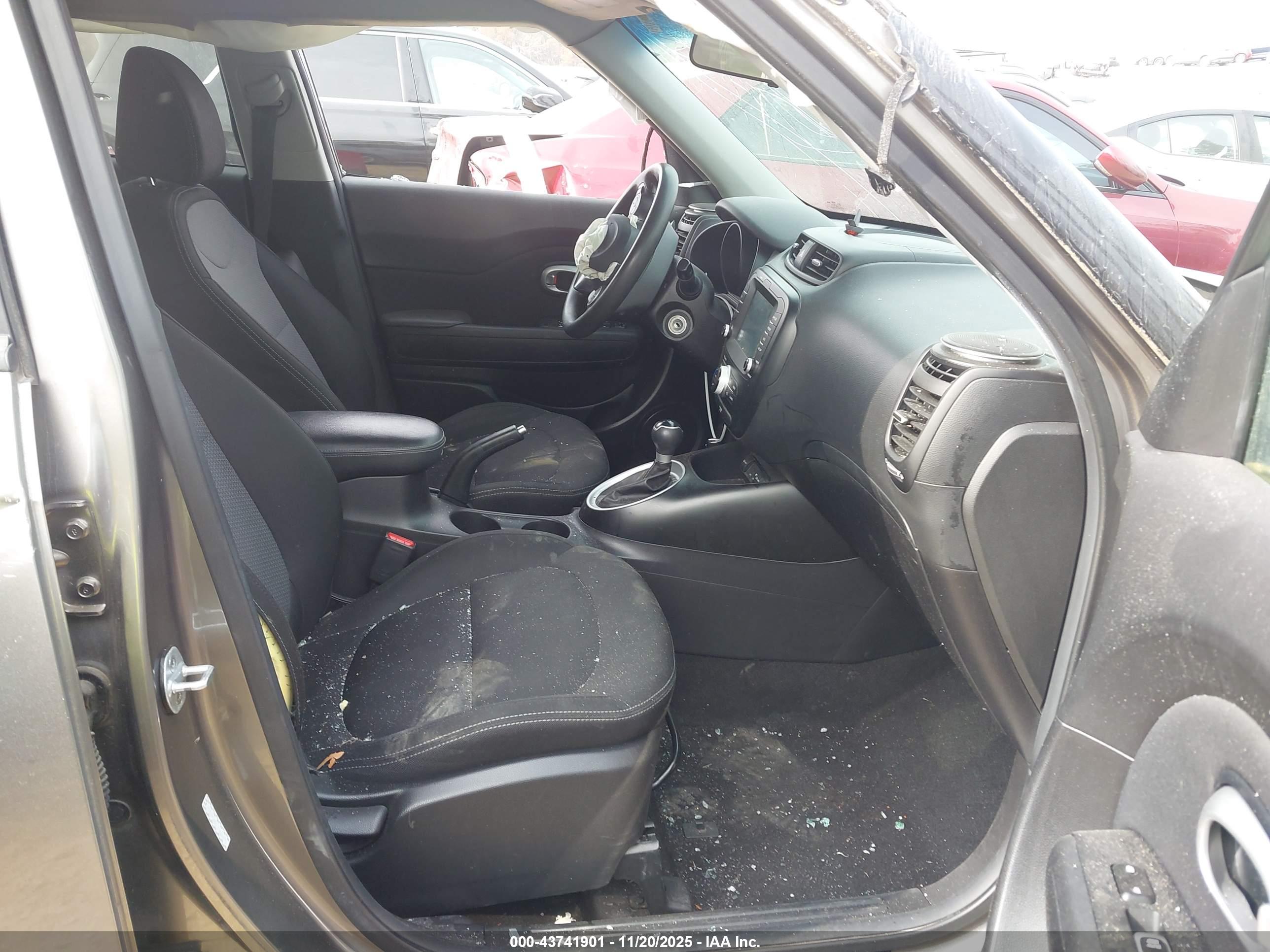 KIA SOUL image 5