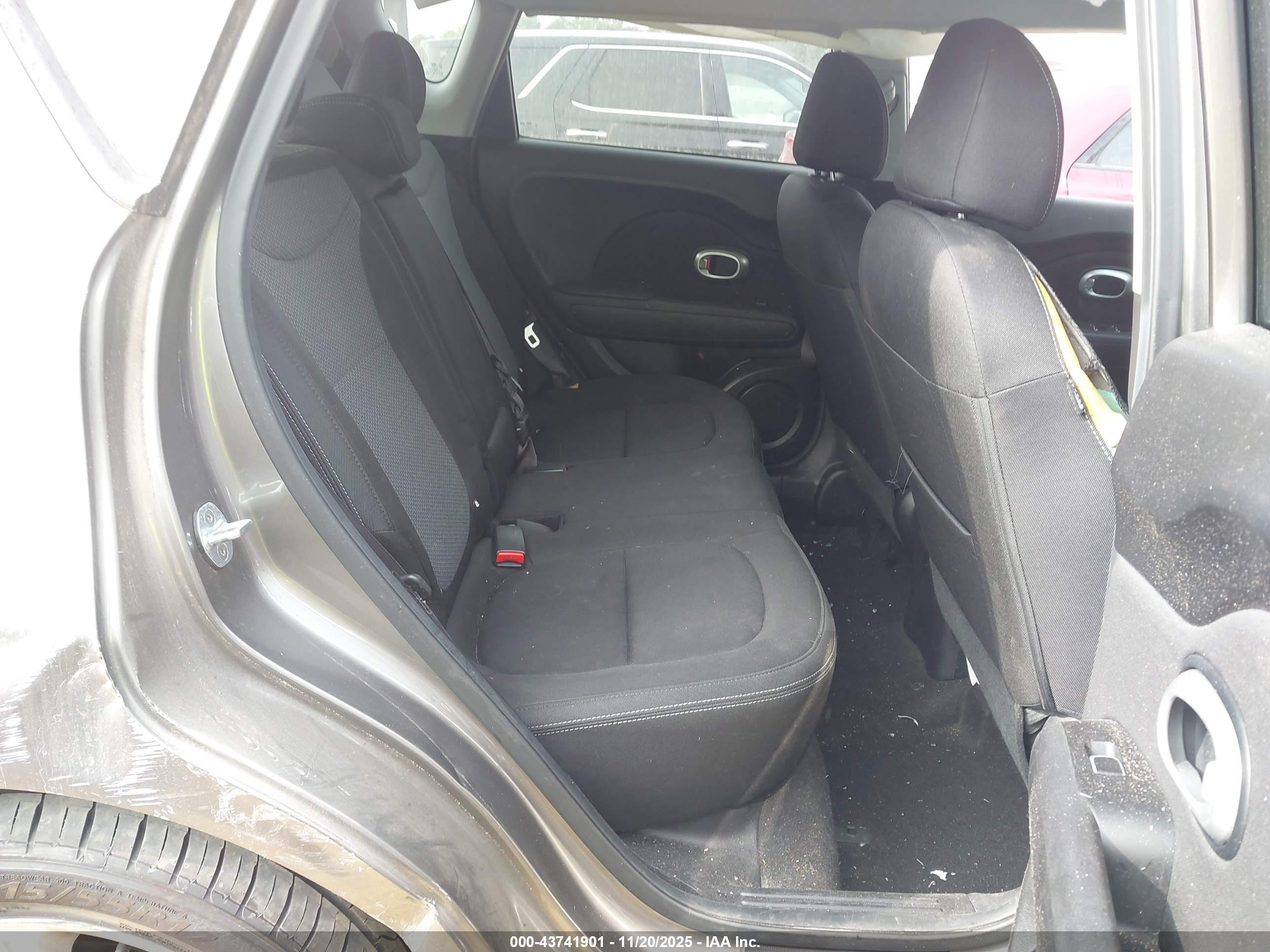 KIA SOUL image 8