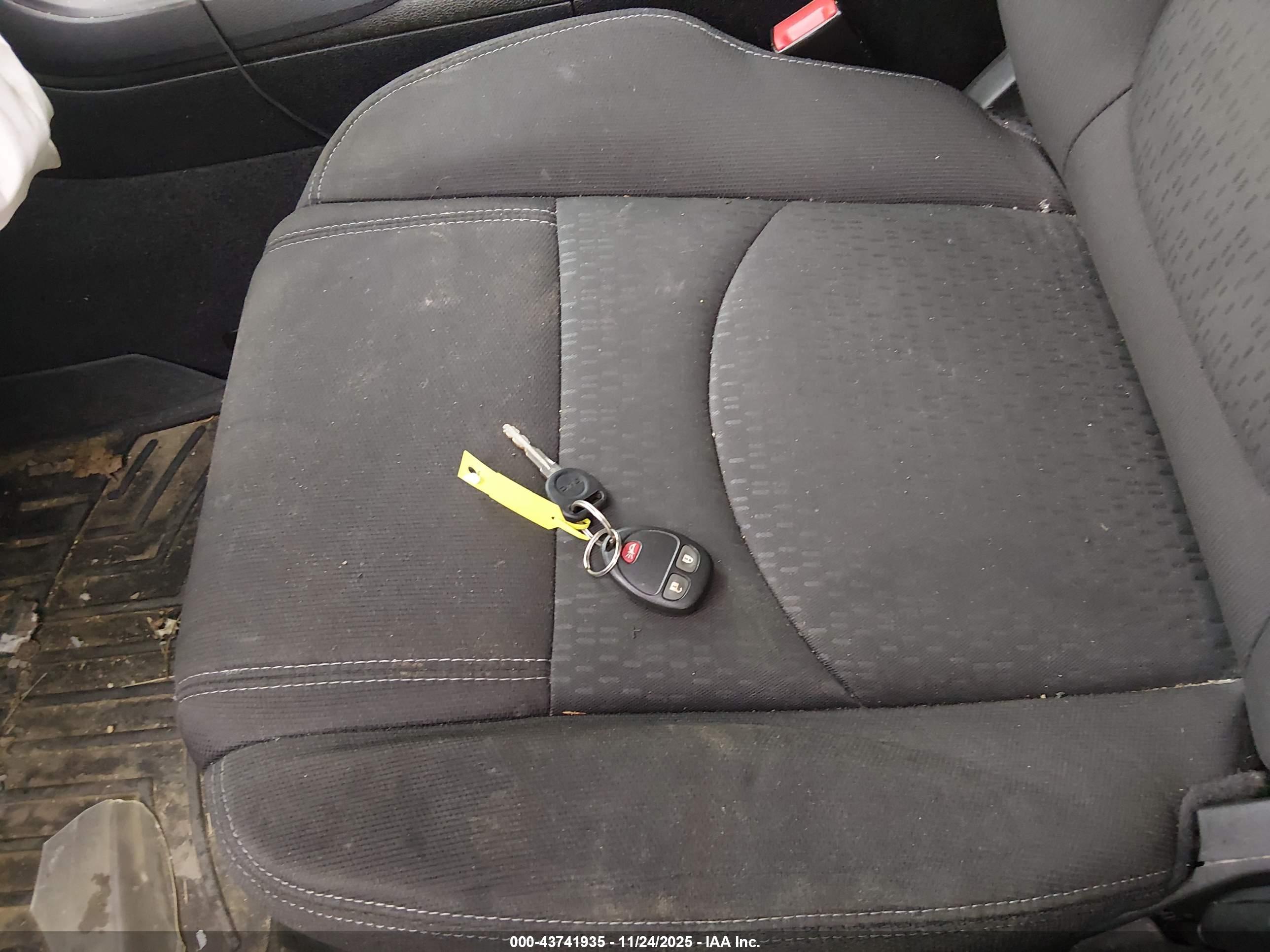 GMC ACADIA image 11