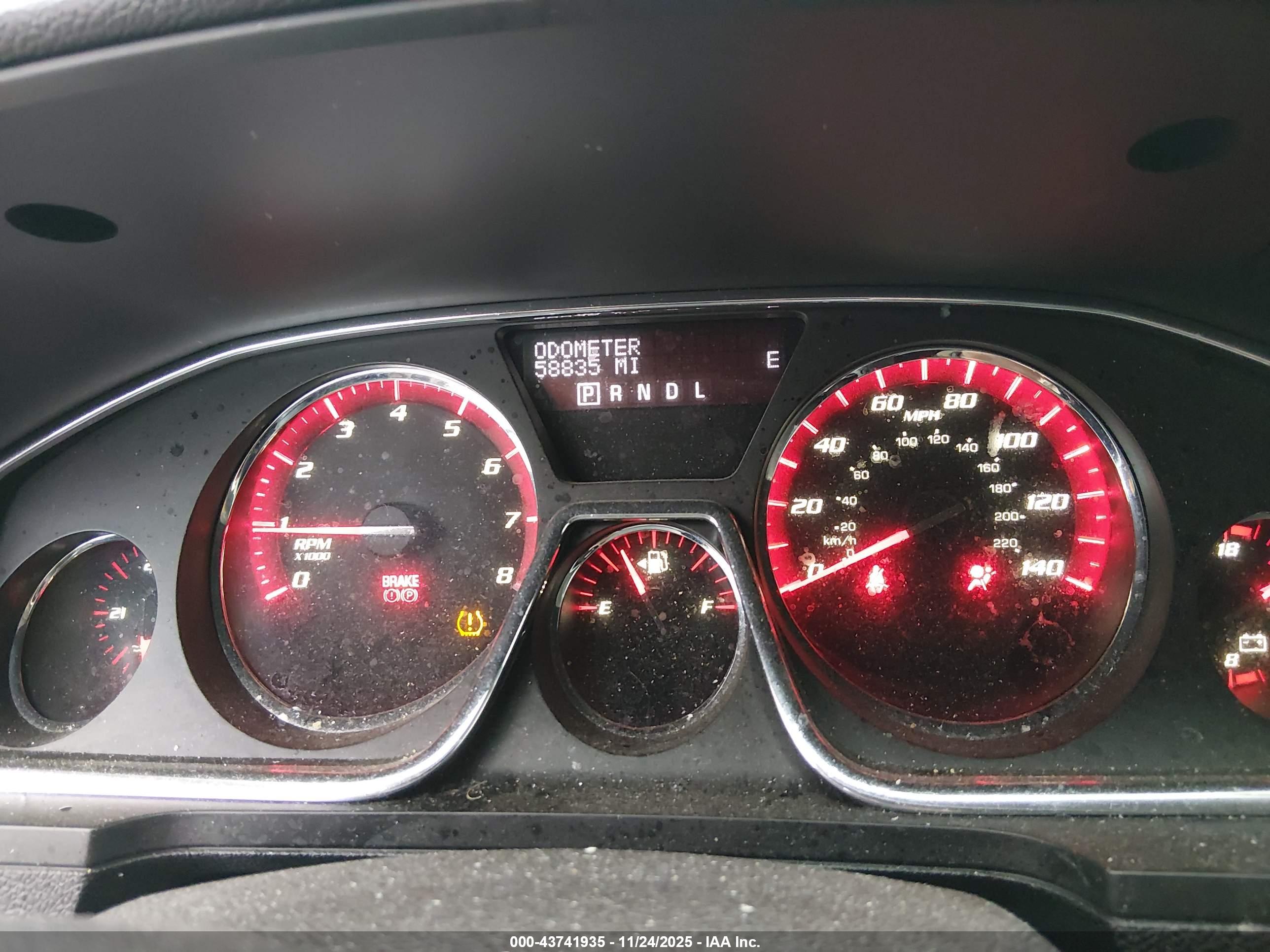 GMC ACADIA image 7
