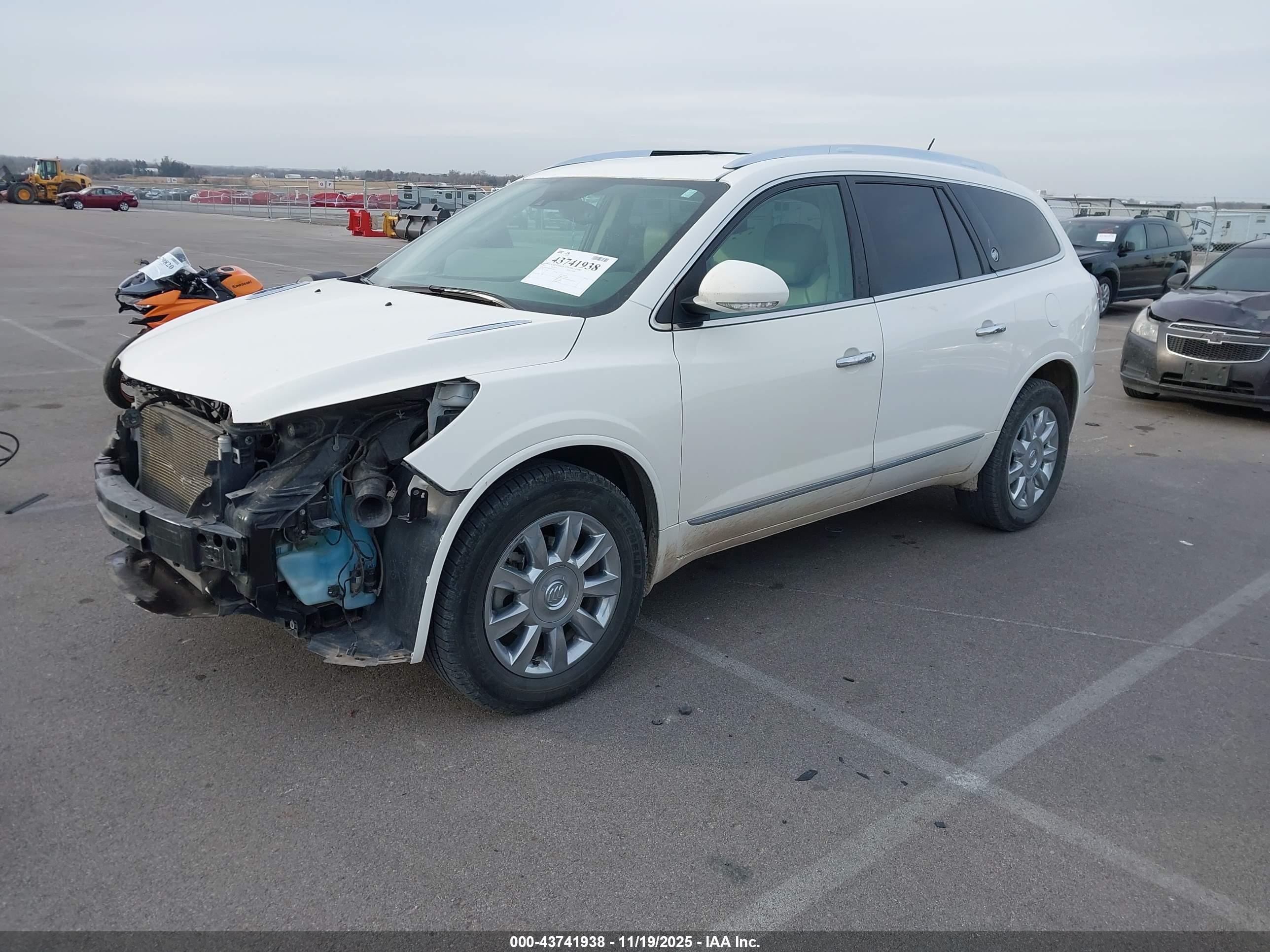 BUICK ENCLAVE image 2
