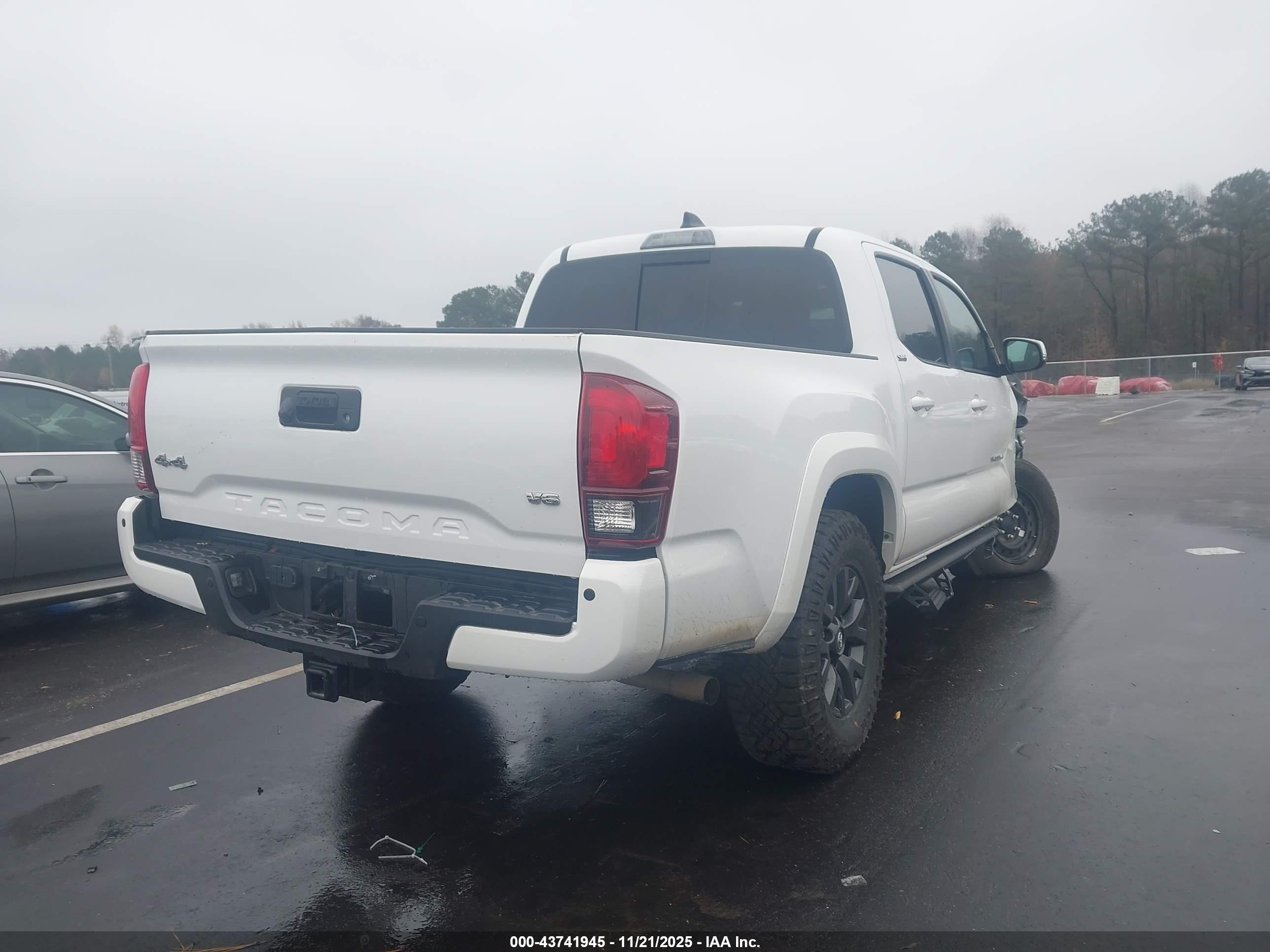 TOYOTA TACOMA image 4