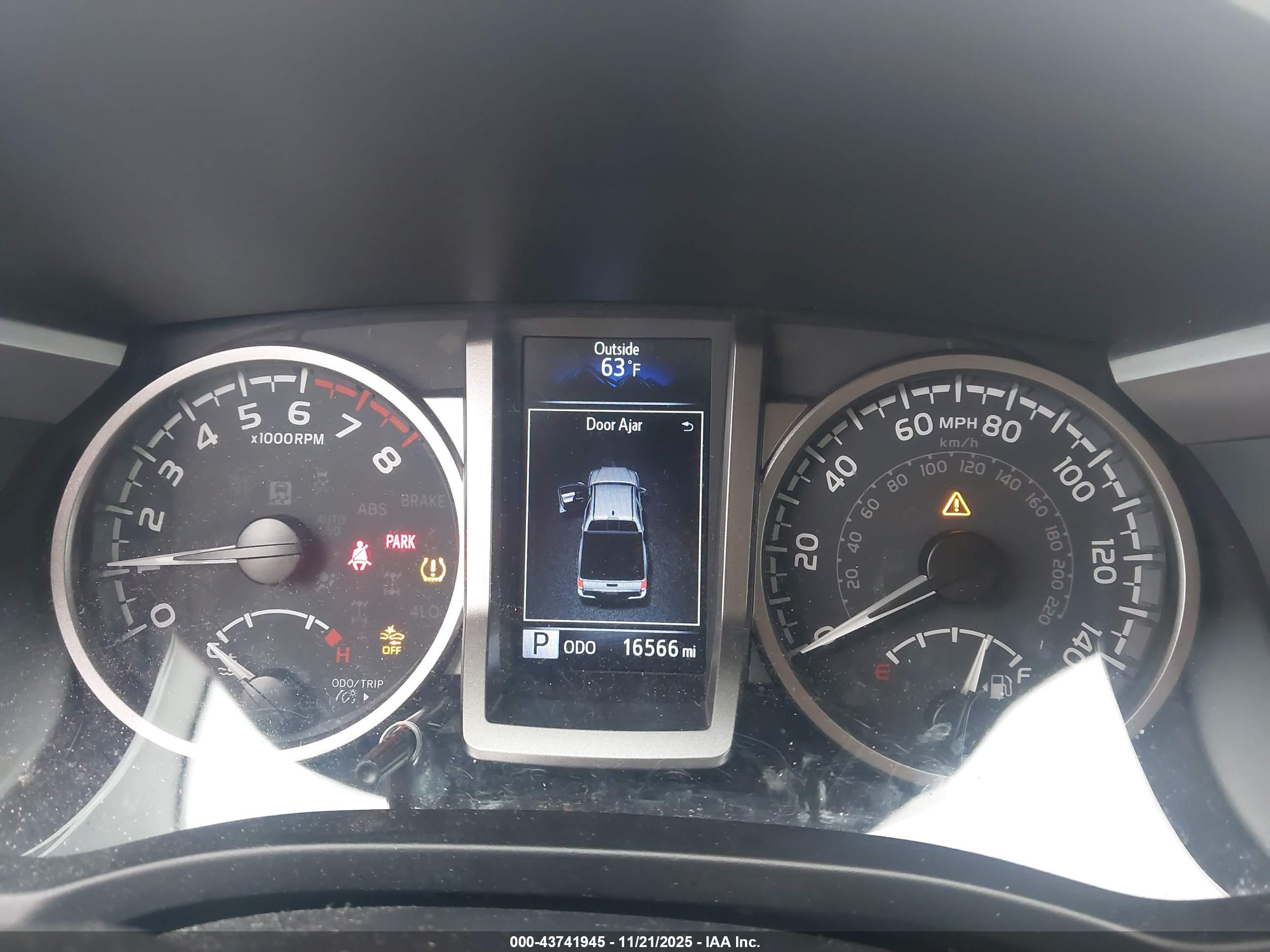 TOYOTA TACOMA image 7