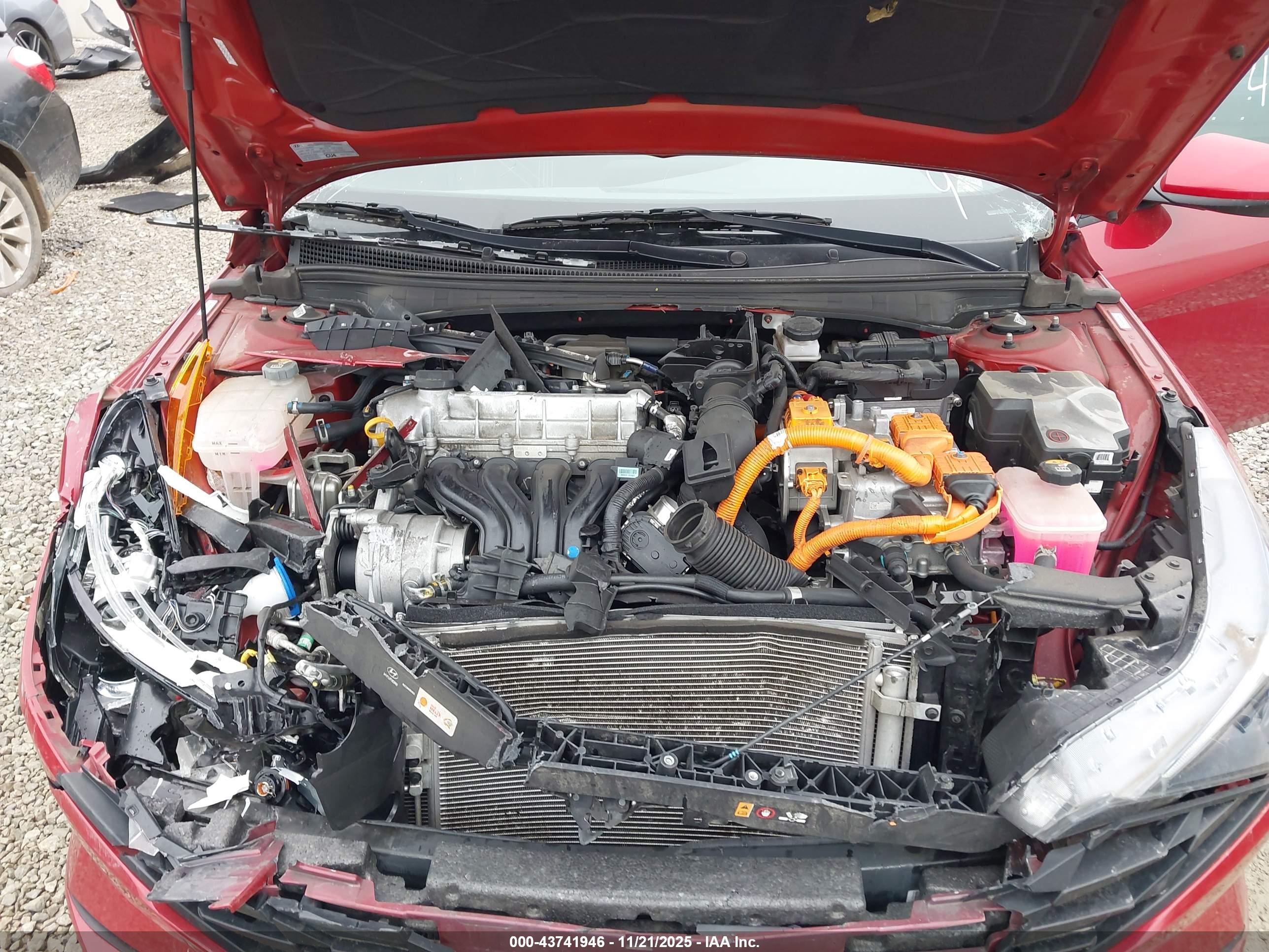 HYUNDAI ELANTRA image 10